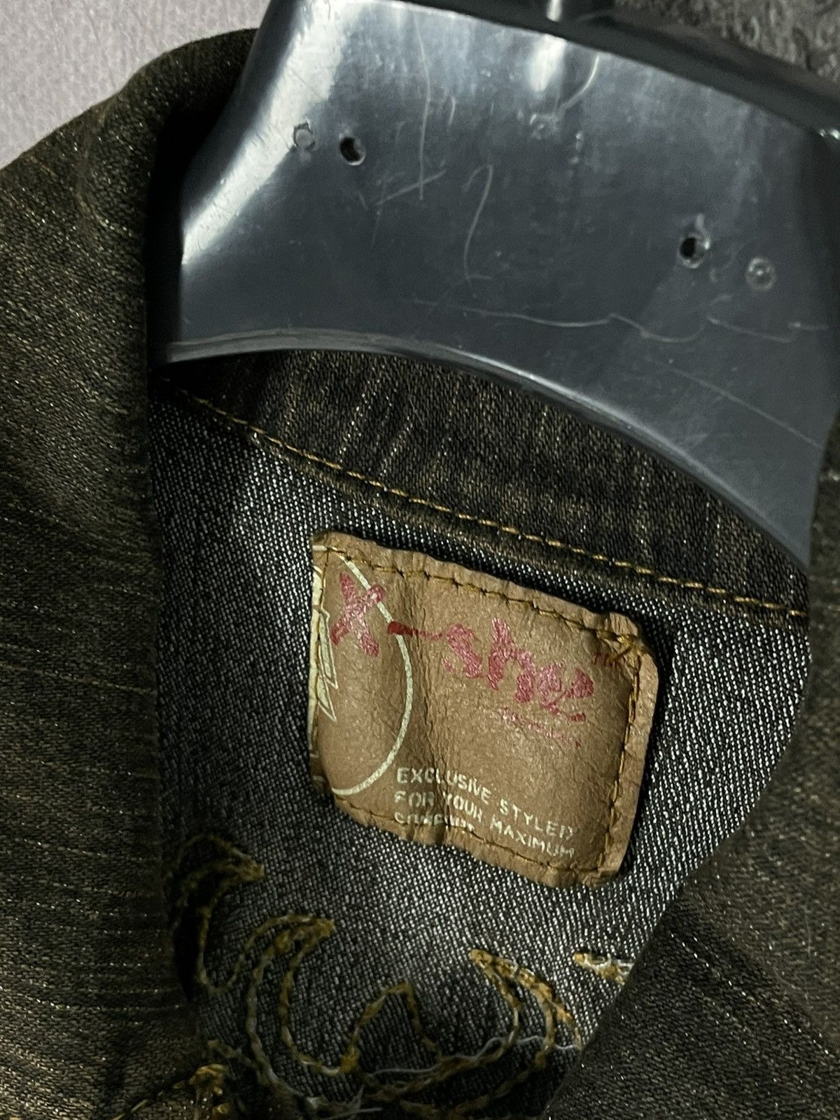 If Six Was Nine × Japanese Brand JAPANESE BRAND TRIBAL BROWN DISTRESSED Y2K DENIM JACKET Size M / US 6-8 / IT 42-44 - 14 Thumbnail