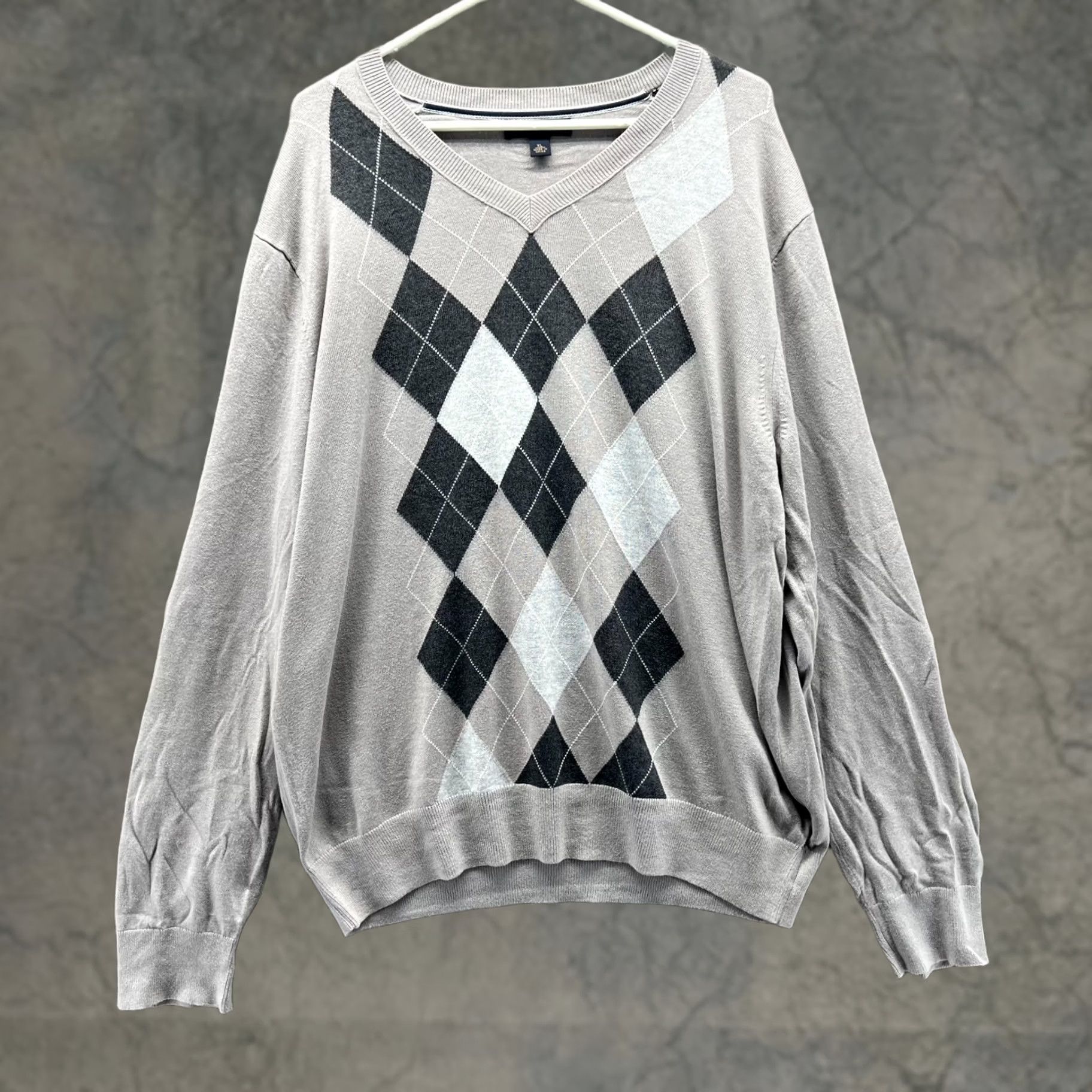 Banana Republic Banana Republic Sweater XL Gray Argyle Cotton Knit Pullover V-Neck Mens Size US XL / EU 56 / 4 - 1 Thumbnail