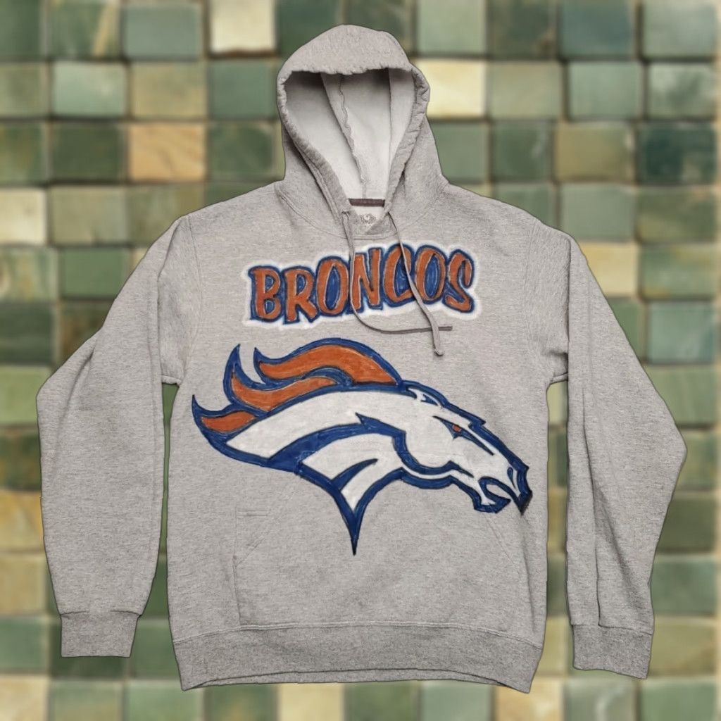 Fruit Of The Loom Bronco Hoodie Mens M Full Zip Gray Hooded Horse Street Art Sweatshirt Hand Made Size US M / EU 48-50 / 2 - 1 Thumbnail