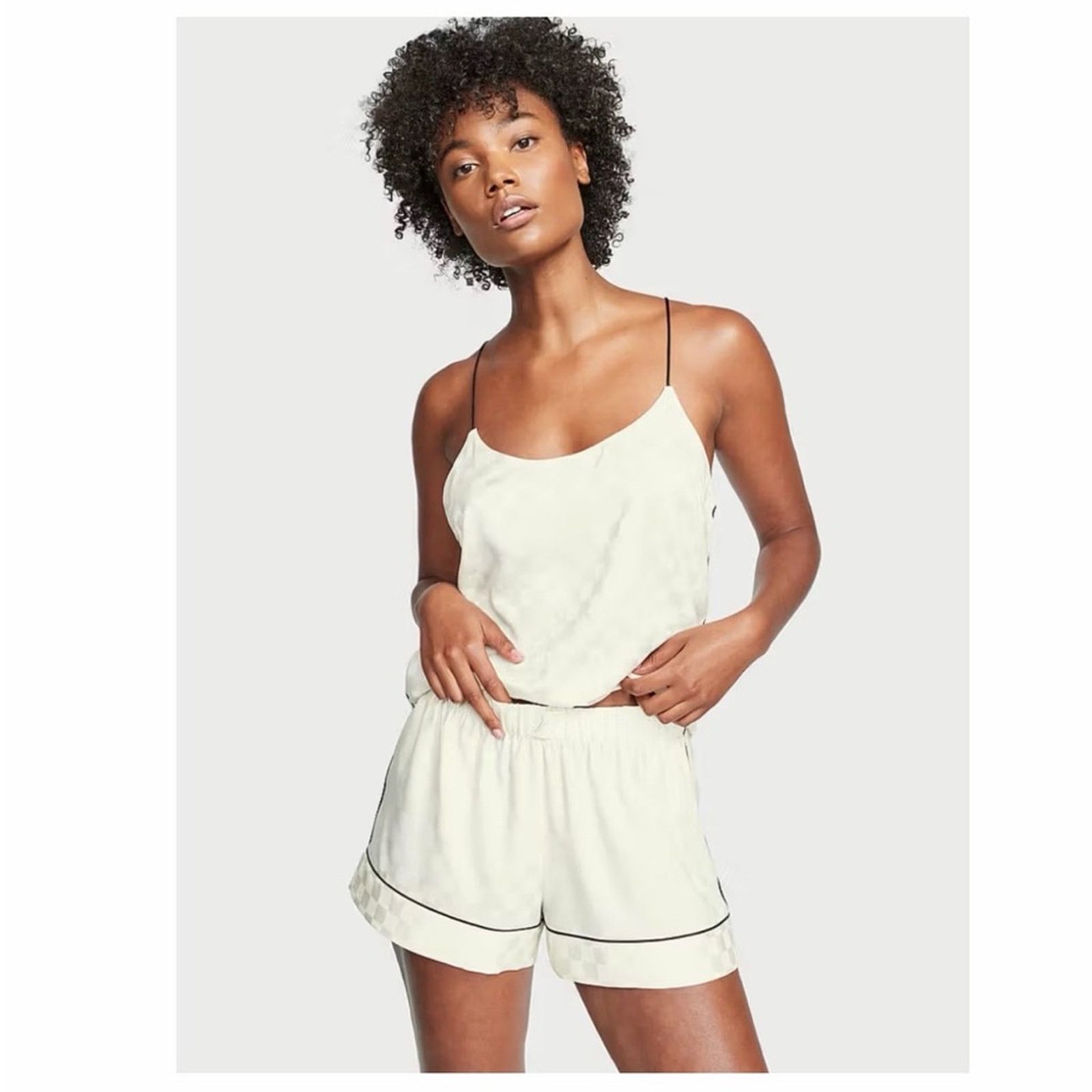 Victoria's Secret Victoria Secret Cream Sleepwear Loungewear Cami Set size XS Size 26" / US 2 / IT 38 - 1 Thumbnail