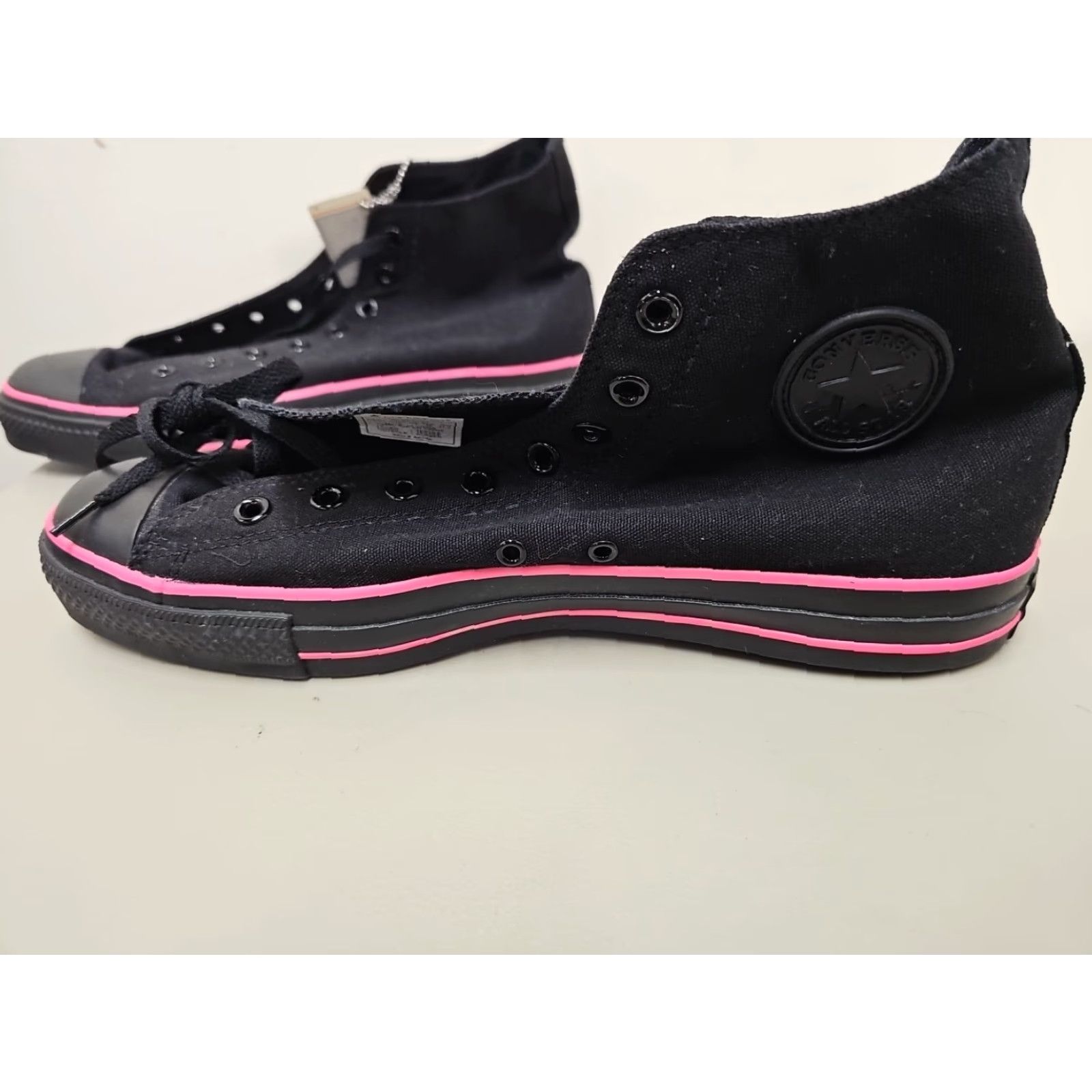 Converse VINTAGE Converse All Star High Top Shoes Black & Pink Red Canvas Sneaker 13 Mens Size US L / EU 52-54 / 3 - 6 Thumbnail