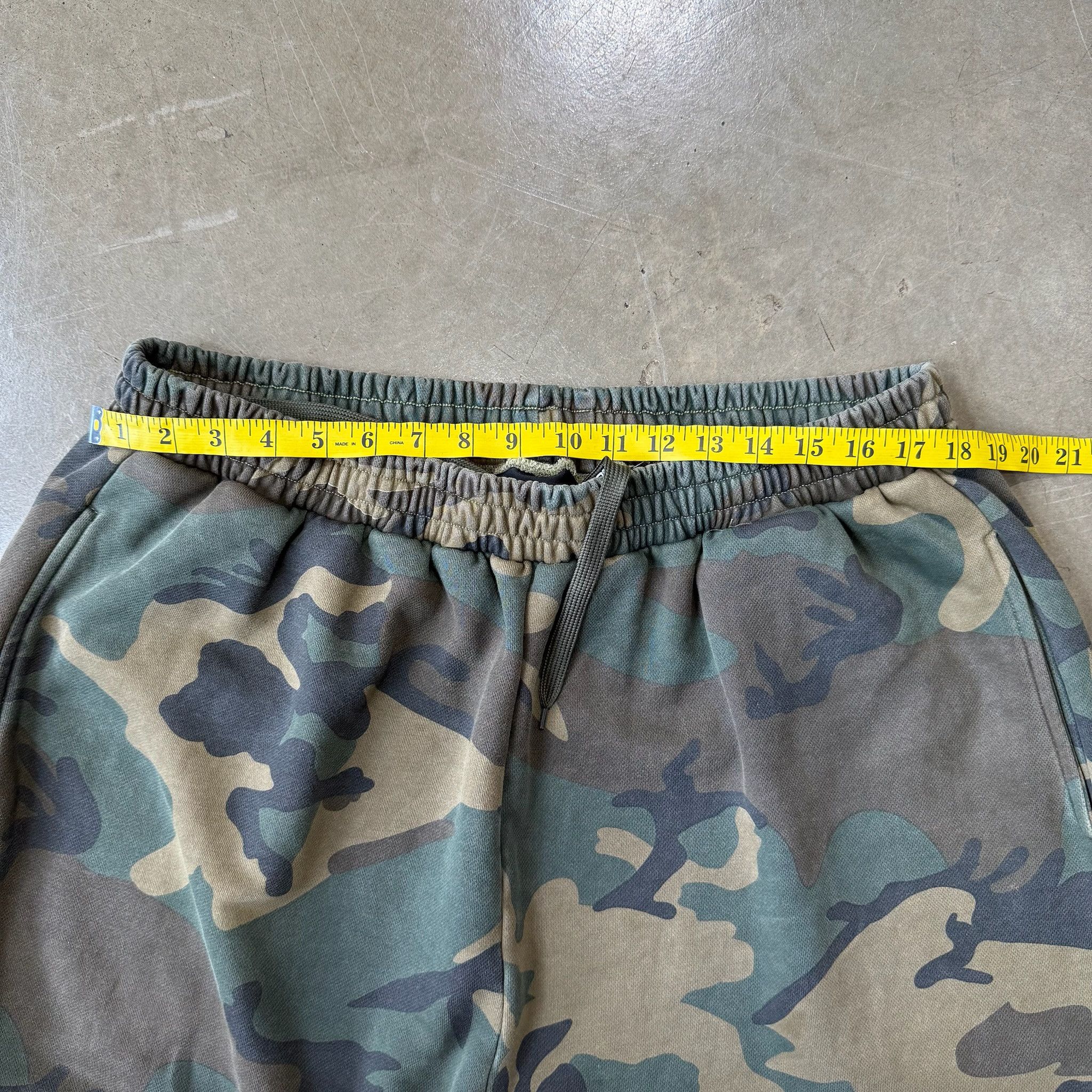 The GV Gallery Large - Raspberry Camo Pants Size US 36 / EU 52 - 4 Thumbnail