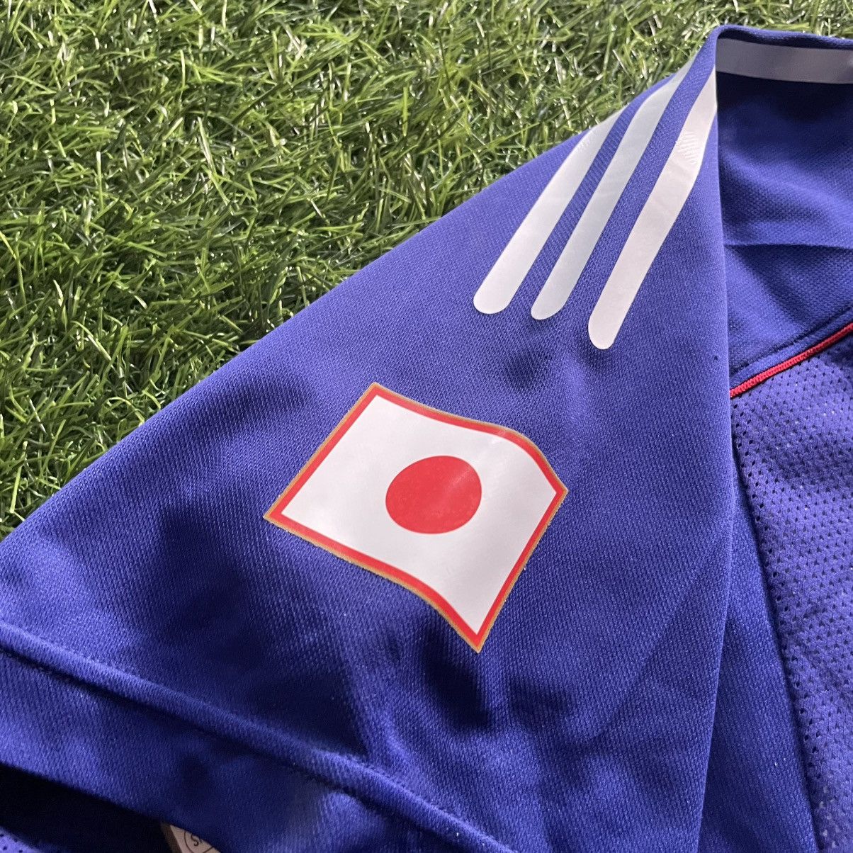 Adidas Japan Home Player Issue World Cup 2002 Nakayama #10 Size US L / EU 52-54 / 3 - 3 Thumbnail