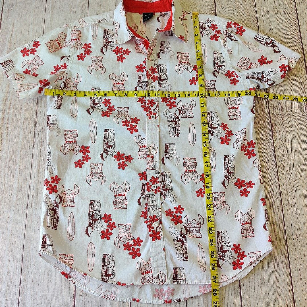 Disney Disney Lilo & Stitch Tiki Woven Button-Up Shirt sz S Size US S / EU 44-46 / 1 - 5 Thumbnail