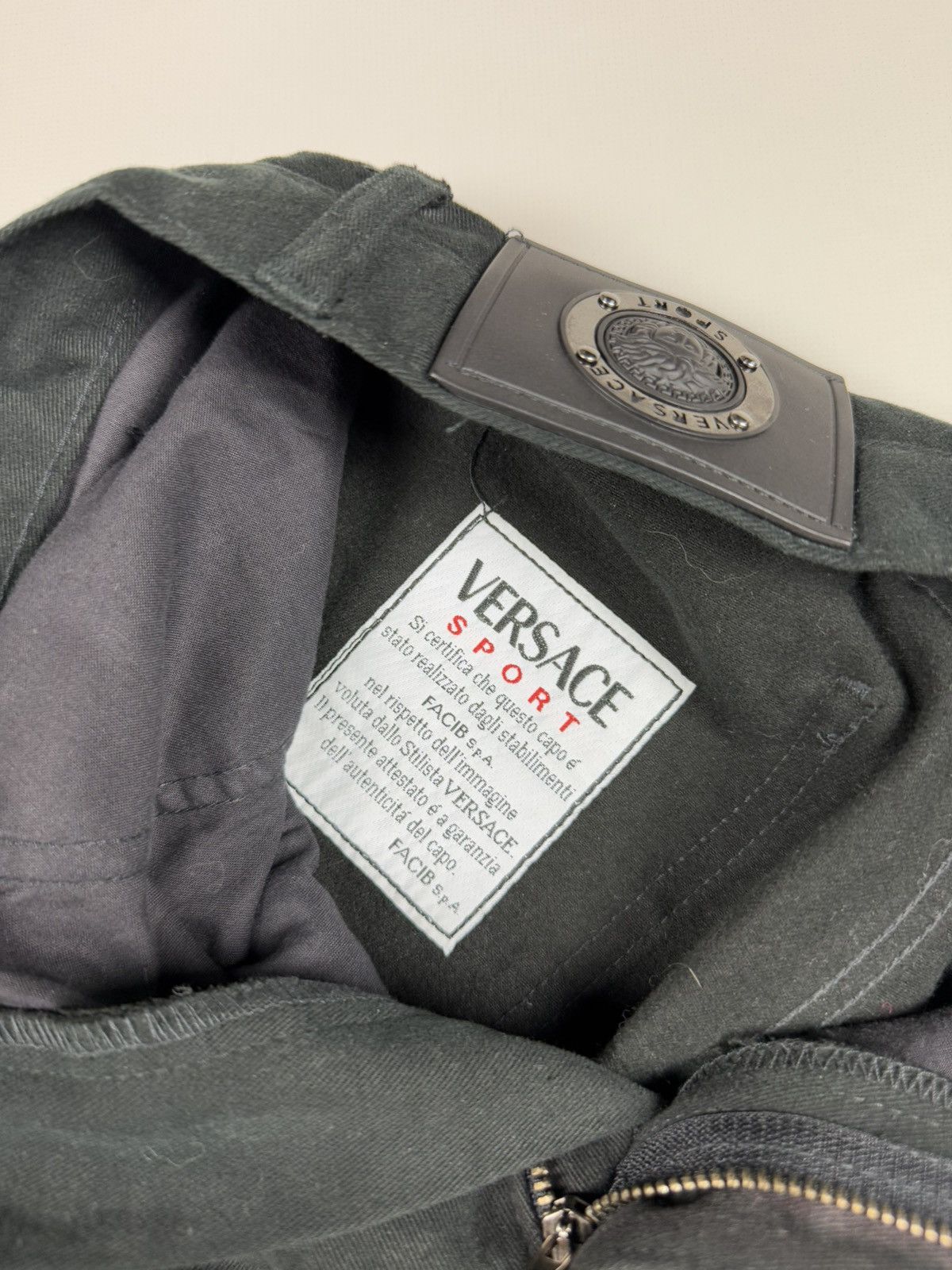 Vintage Versace Sport Vintage Men’s Jeans Pants Size 28 Size US 28 / EU 44 - 14 Thumbnail