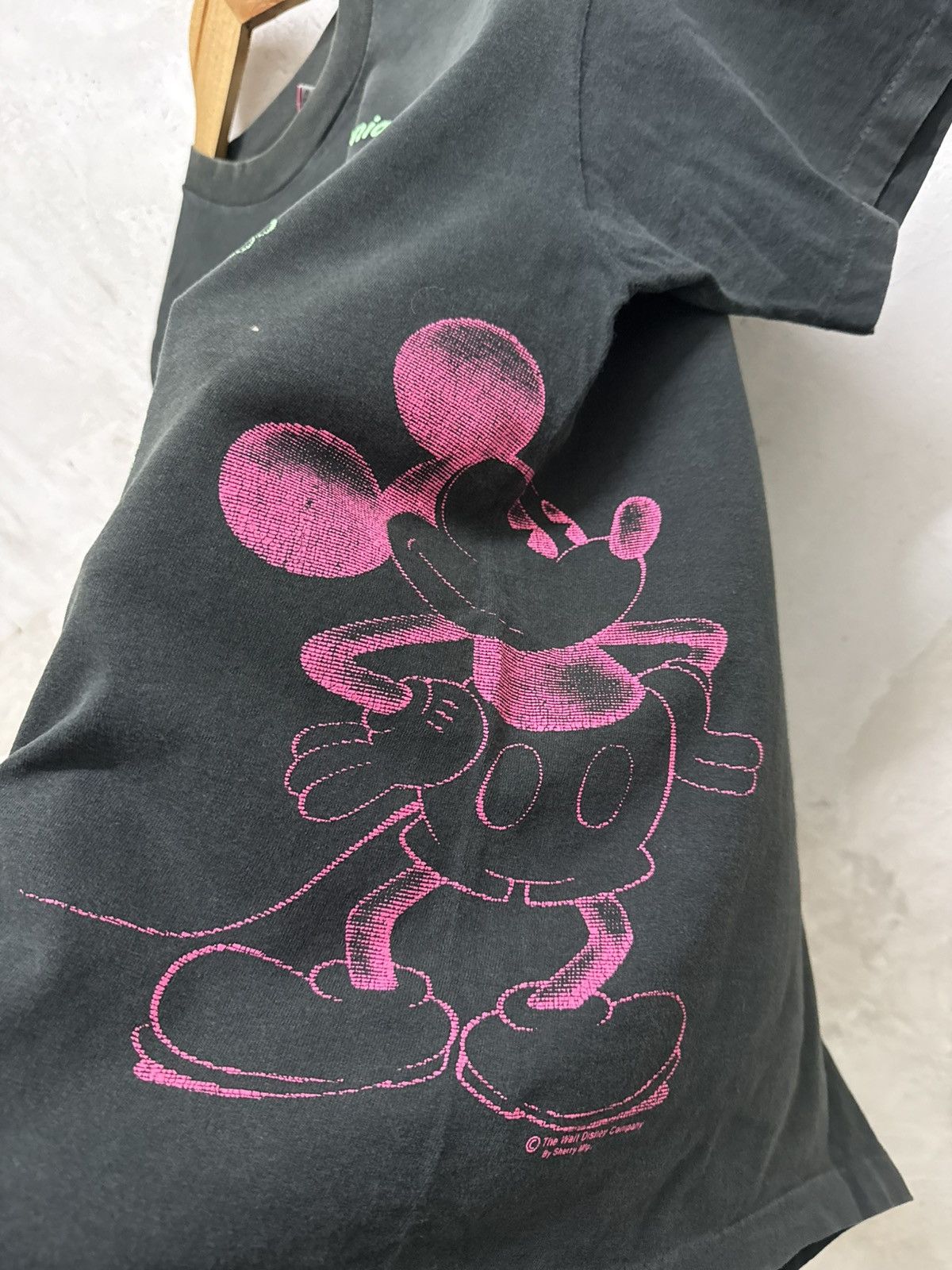 Disney Vintage 90s Walt Disney Mickey Mouse Rare AOP Tee Size US L / EU 52-54 / 3 - 4 Thumbnail