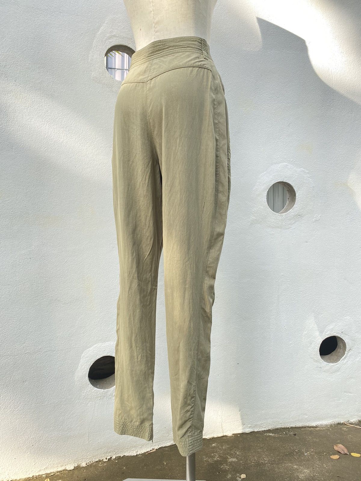 Versace Gianni Versace vintage mid-length green casual pants Size 27" / US 4 / IT 40 - 2 Thumbnail