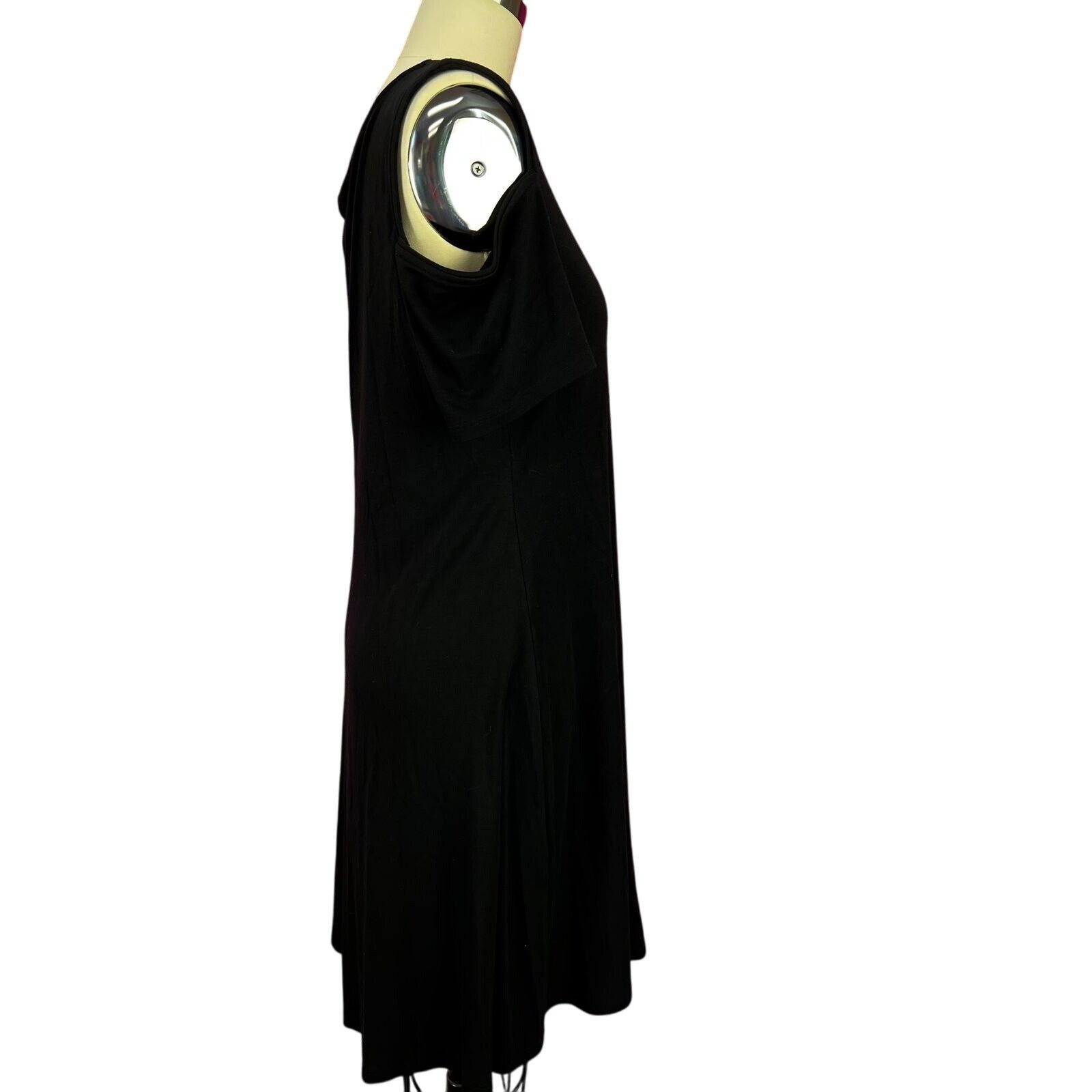 White House Black Market White House Black Market cold shoulder dress size Medium Size M / US 6-8 / IT 42-44 - 4 Thumbnail