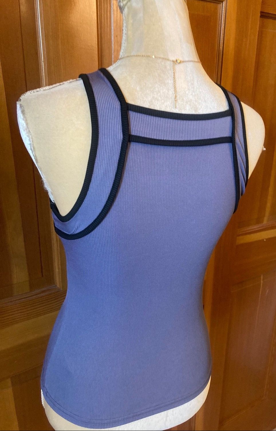 Designer × Other Nwt, Lavishly Paris Women’s Summer Slim Fit Tank Top. Size M / US 6-8 / IT 42-44 - 3 Thumbnail