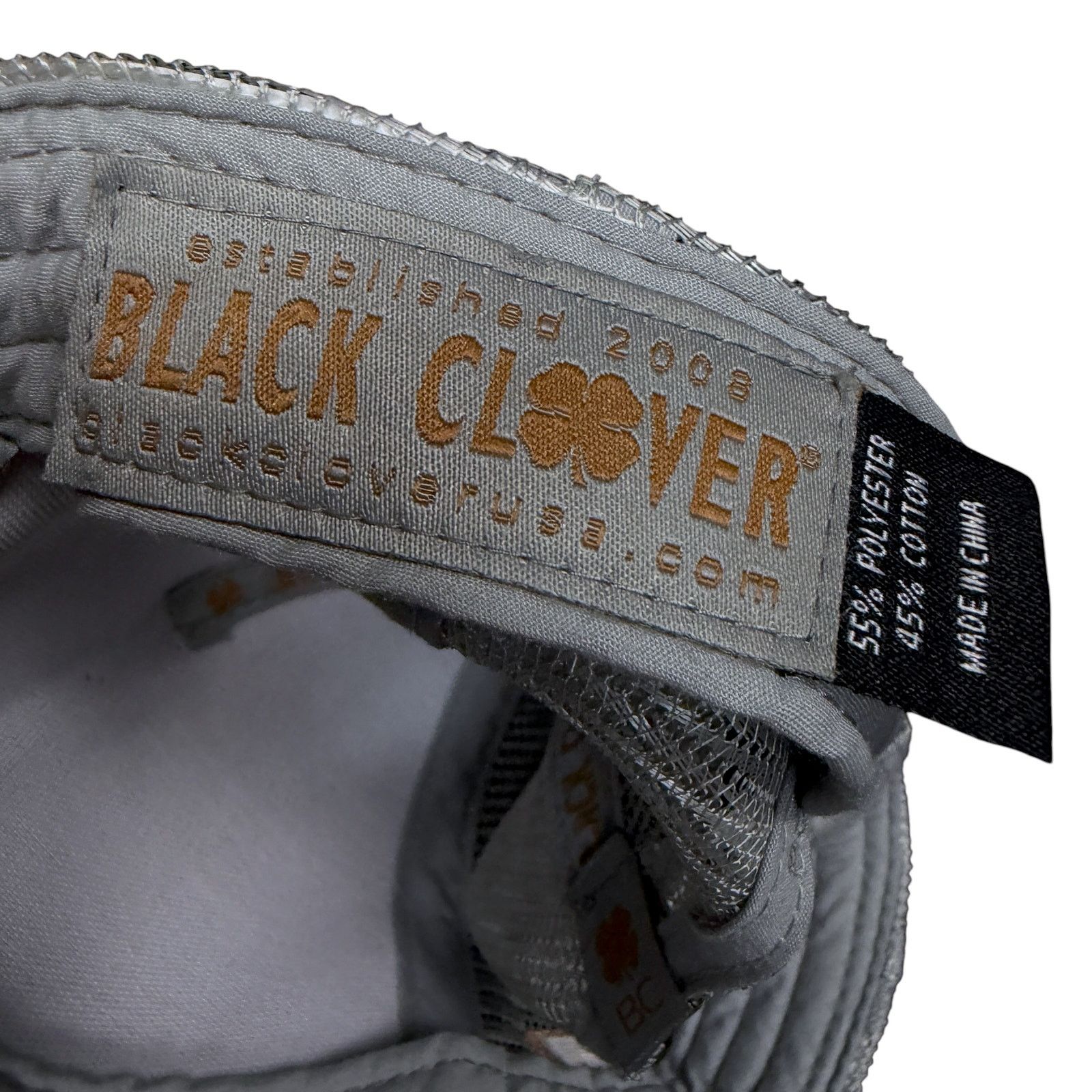 Other Black Clover Top Golf Hat Cap Gold Spellout Live Lucky Size ONE SIZE - 7 Thumbnail
