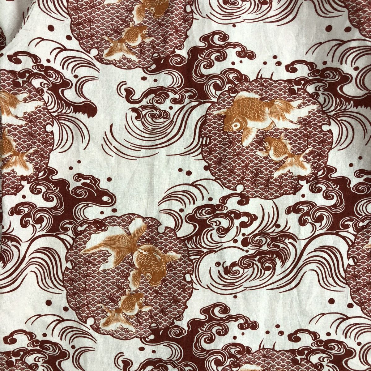 Japanese Brand 🇯🇵Vintage Japanese Classic Script Fish Koi Hawaiian Shirt Size US M / EU 48-50 / 2 - 13 Thumbnail