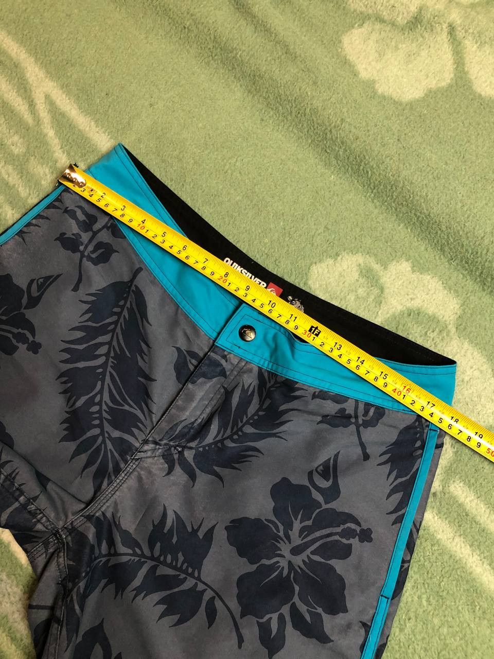 Quiksilver Quiksilver Shorts Size US 36 / EU 52 - 15 Thumbnail