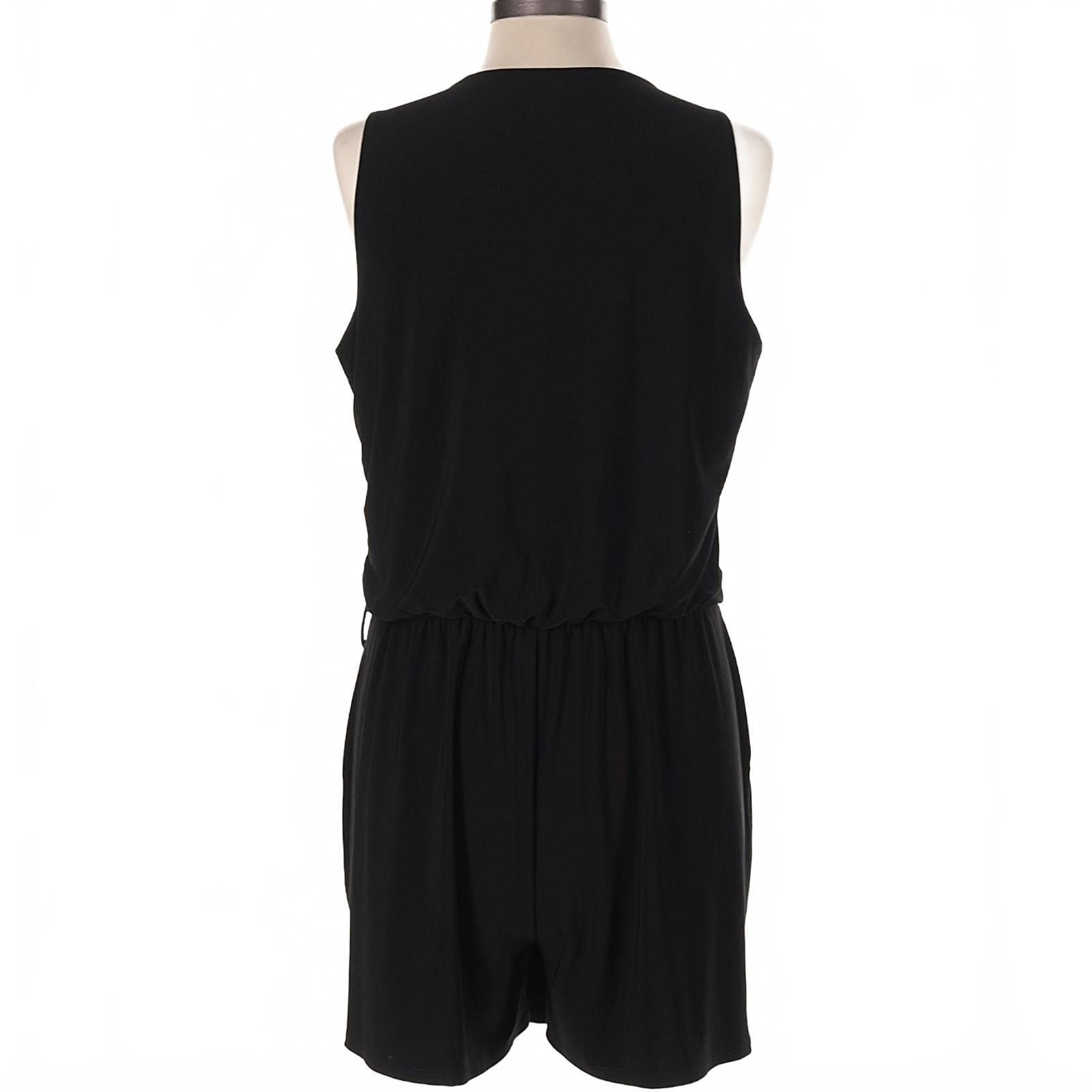 Other White House Black Market Black Sleeveless Romper Size 10 Size 32" / US 10 / IT 46 - 2 Thumbnail