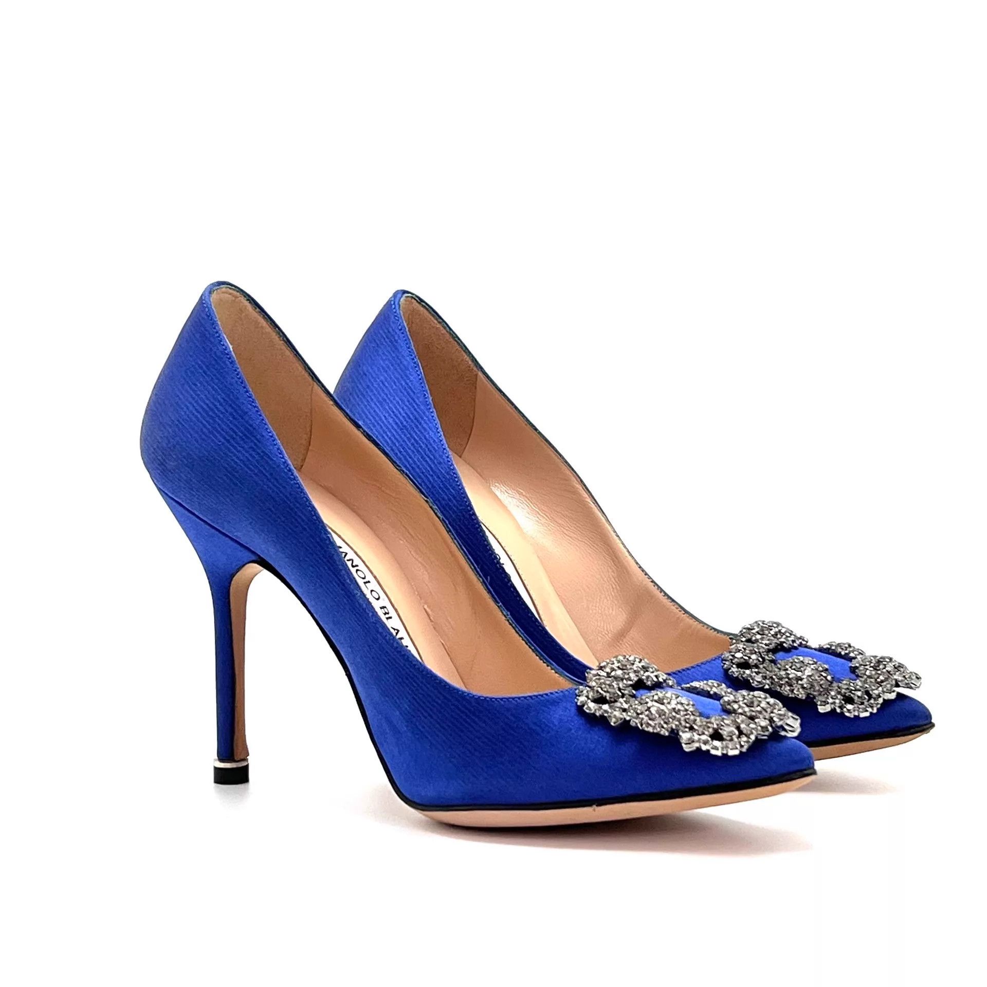 Manolo Blahnik Manolo Blahnik Satin Crystal Buckle Heels 35 Size US 4.5 / IT 34.5 - 2 Thumbnail