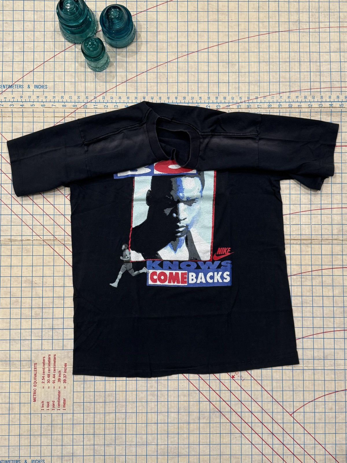 Nike Vintage Nike Bo Knows Come Backs Faded Black Tee Mens Large Size US L / EU 52-54 / 3 - 8 Thumbnail
