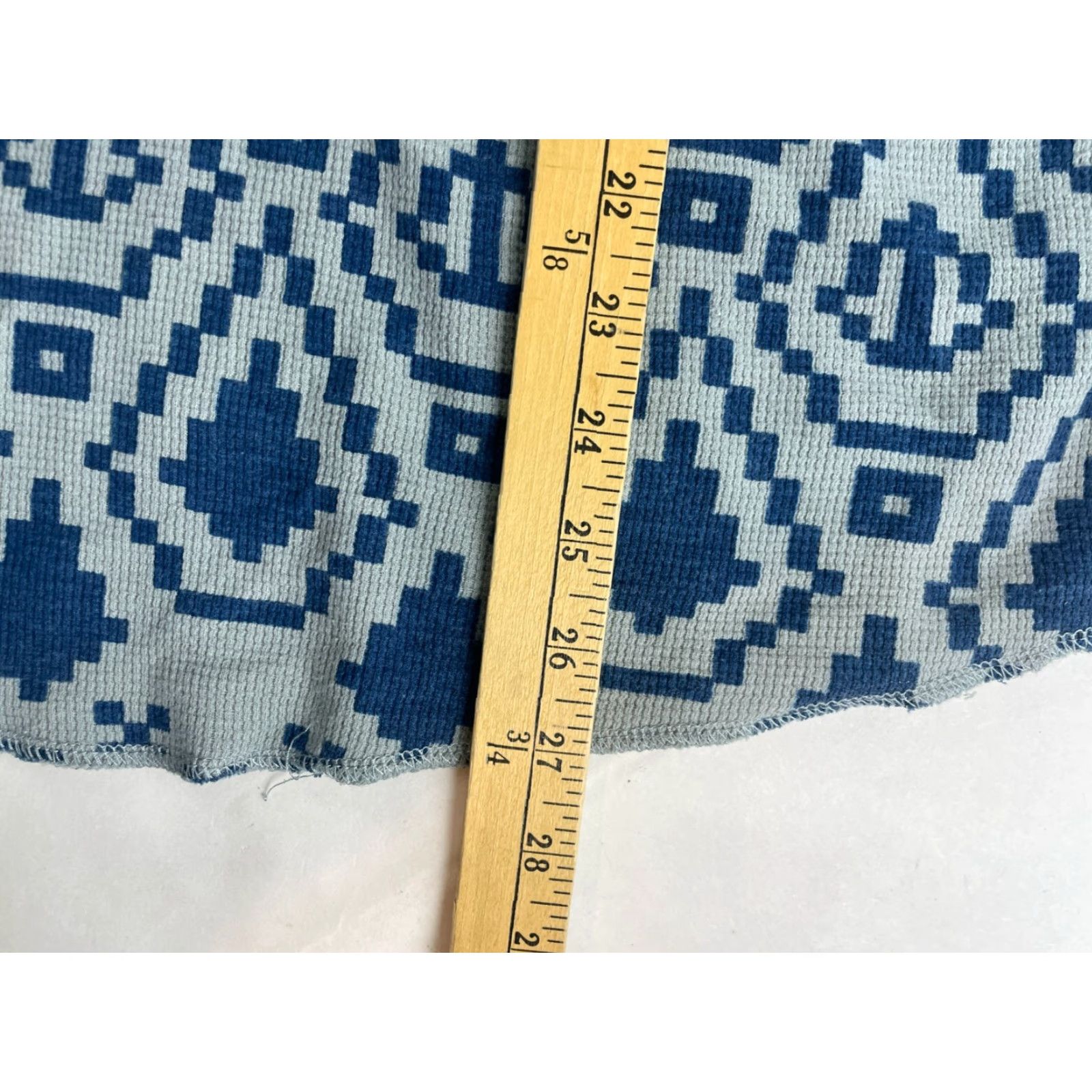 Volcom Volcom Sweater Men’s Size M Gray Blue Southwestern Pullover Crew Neck Knit Pullover Regular Fit- Gray/Blue Southwestern Pattern Size US M / EU 48-50 / 2 - 6 Thumbnail