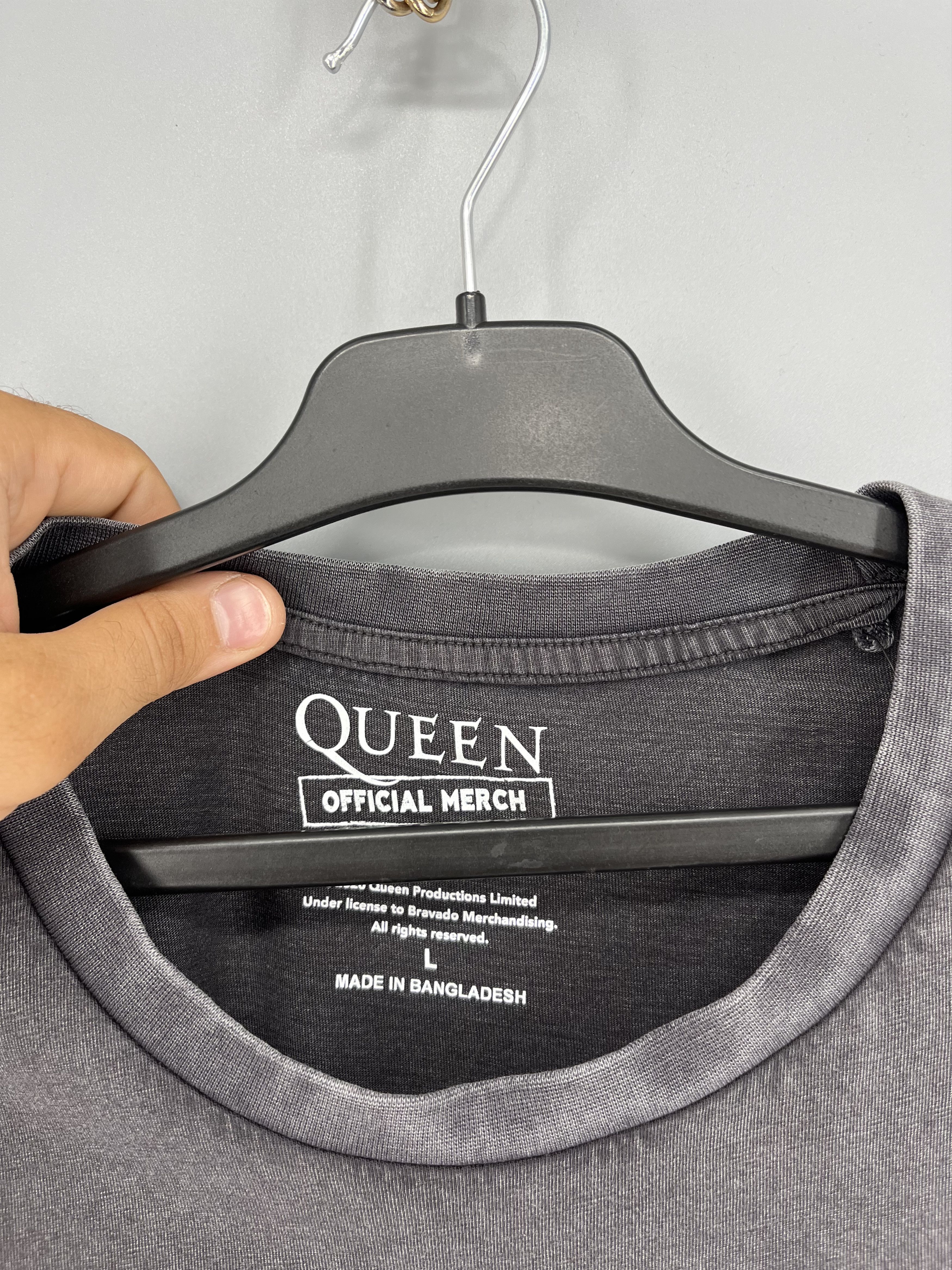 Band Tees Mens Vintage QUEEN T Shirt Rock Band Tee Size US L / EU 52-54 / 3 - 7 Thumbnail