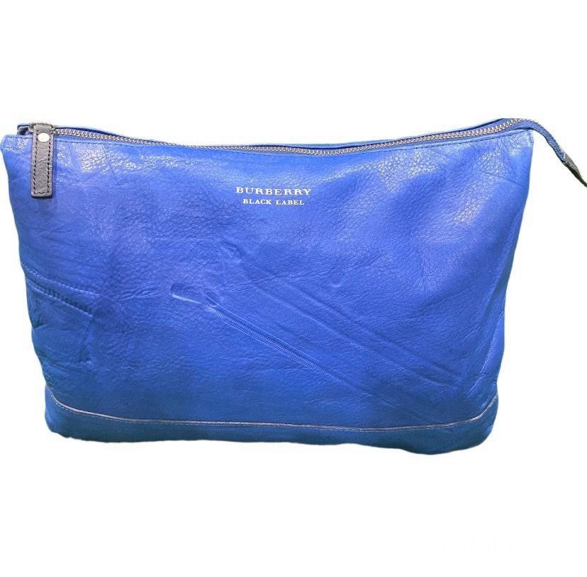 Burberry Authentic Burberry Leather Clutch Bag Size ONE SIZE - 1 Thumbnail
