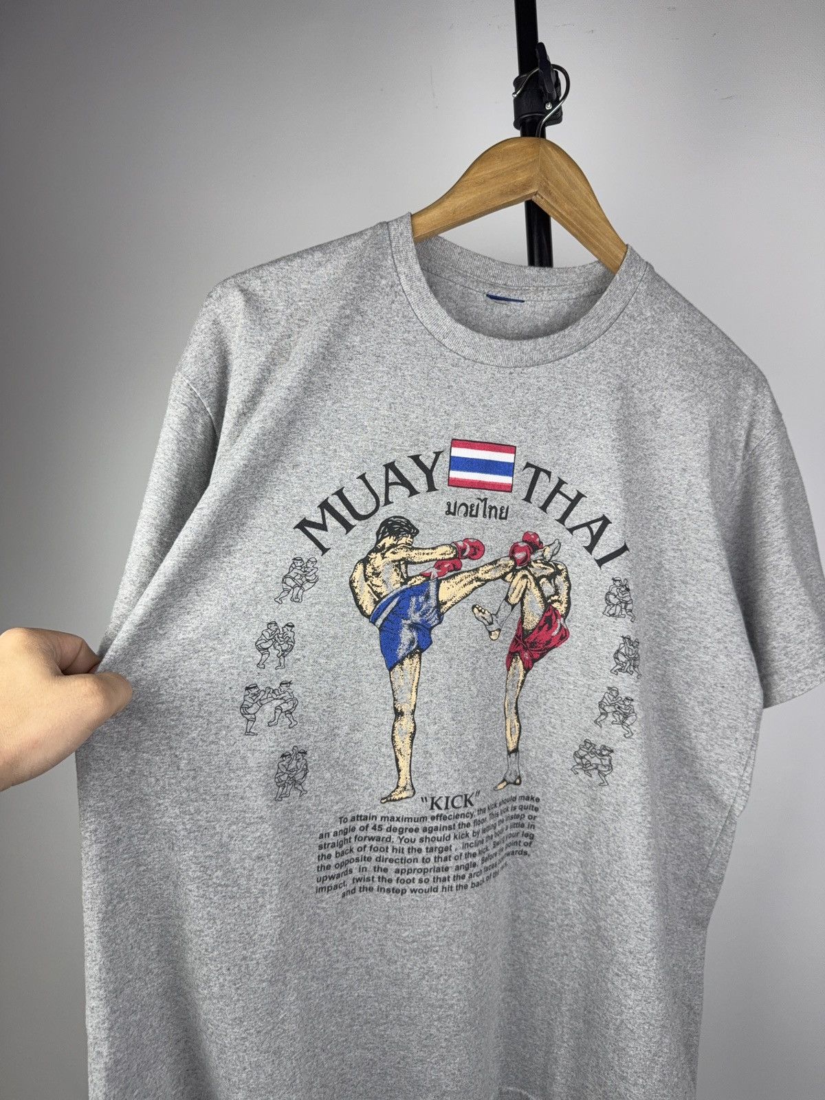 Vintage Vintage 90s Retro Muay Thai Kick Boxing Graphic Tee T-Shirt Size US L / EU 52-54 / 3 - 5 Thumbnail