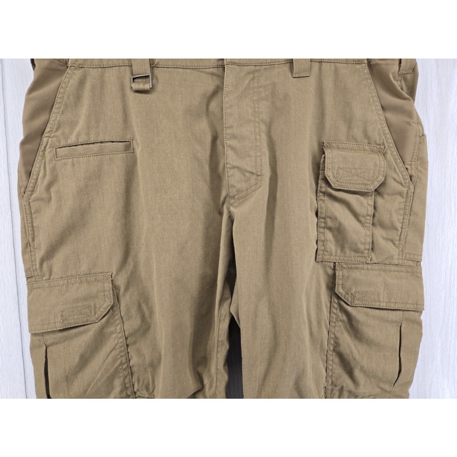 Vintage 5.11 Tactical Series Men Pants 36x30 Cargo Utility Ripstop Double Knee Brown Size US 36 / EU 52 - 3 Thumbnail