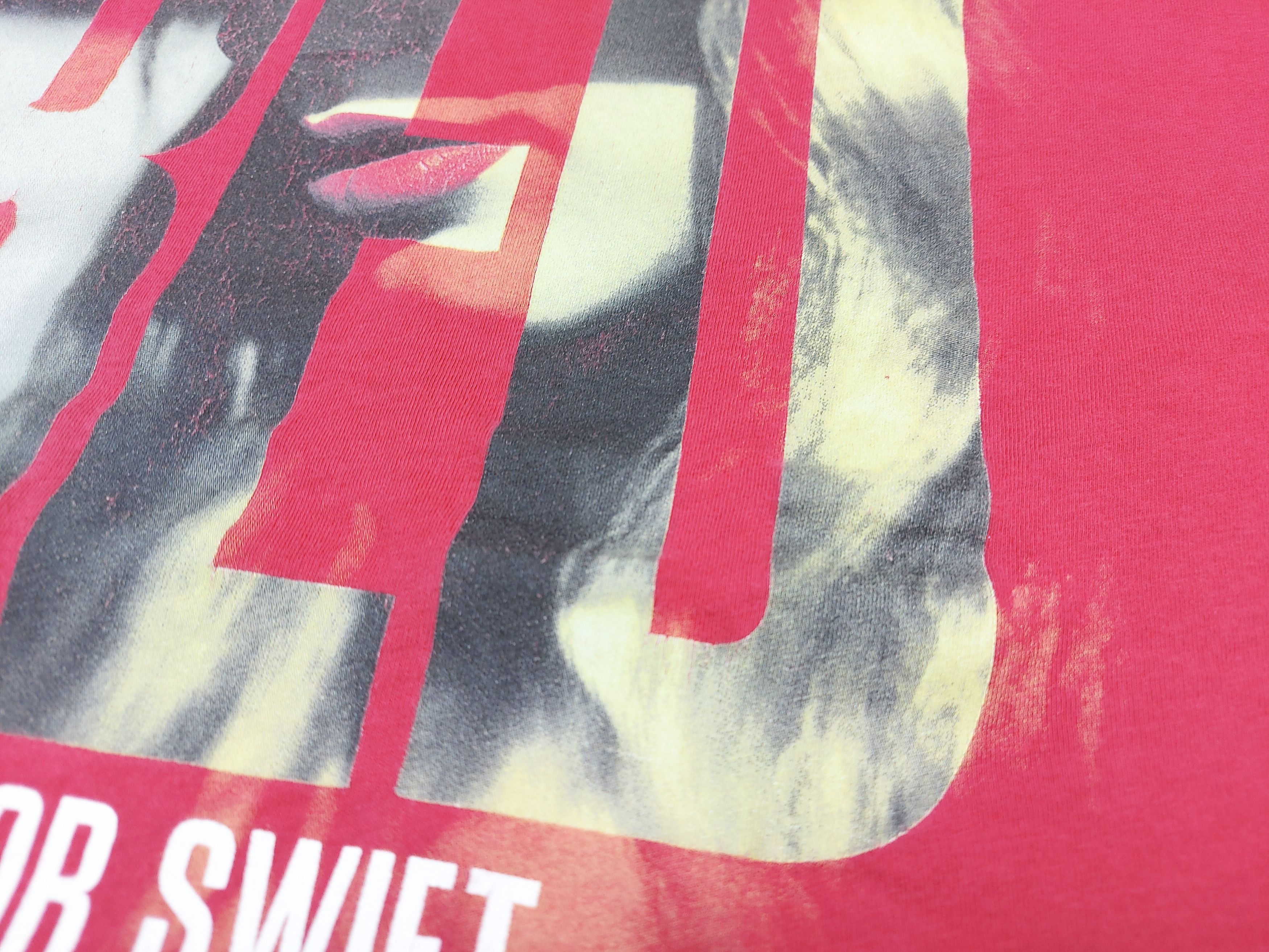 Band Tees Authentic Taylor Swift 2012 Red Album Promo Merch TEE Size US XL / EU 56 / 4 - 5 Thumbnail