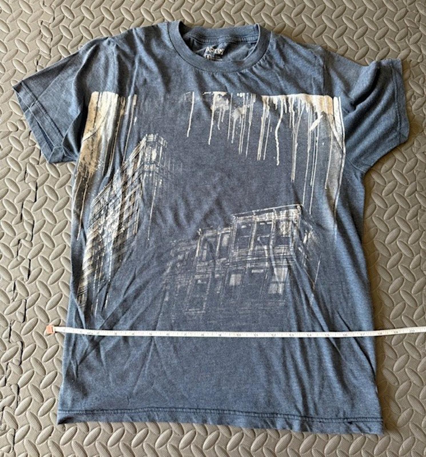 Apt. 9 Apt 9 T-shirt blue Short Sleeve Logo Shirt - Size: S Size US S / EU 44-46 / 1 - 1 Thumbnail