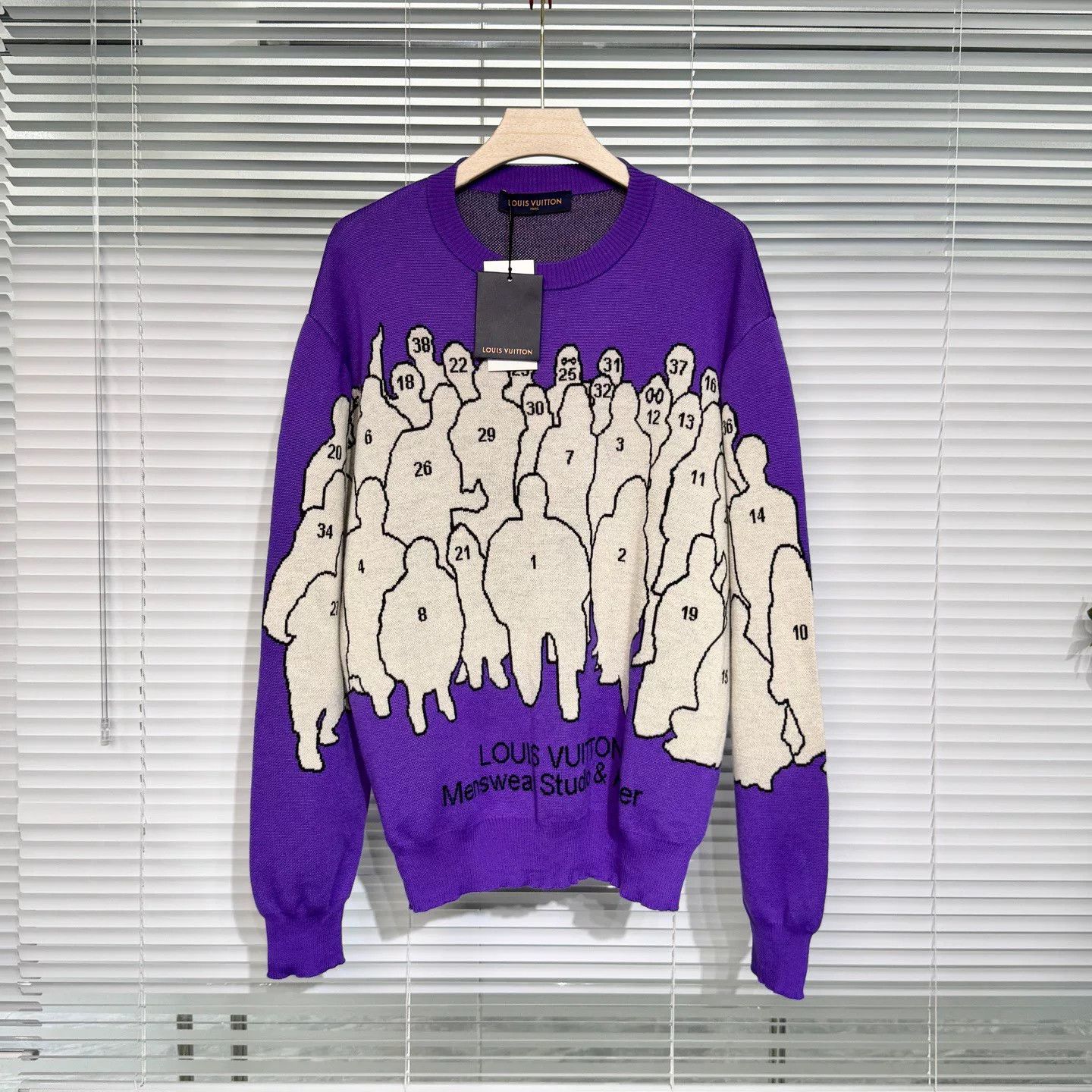 Louis Vuitton LV Knit Sweater with Silhouette Logo Size US XXL / EU 58 / 5 - 1 Thumbnail