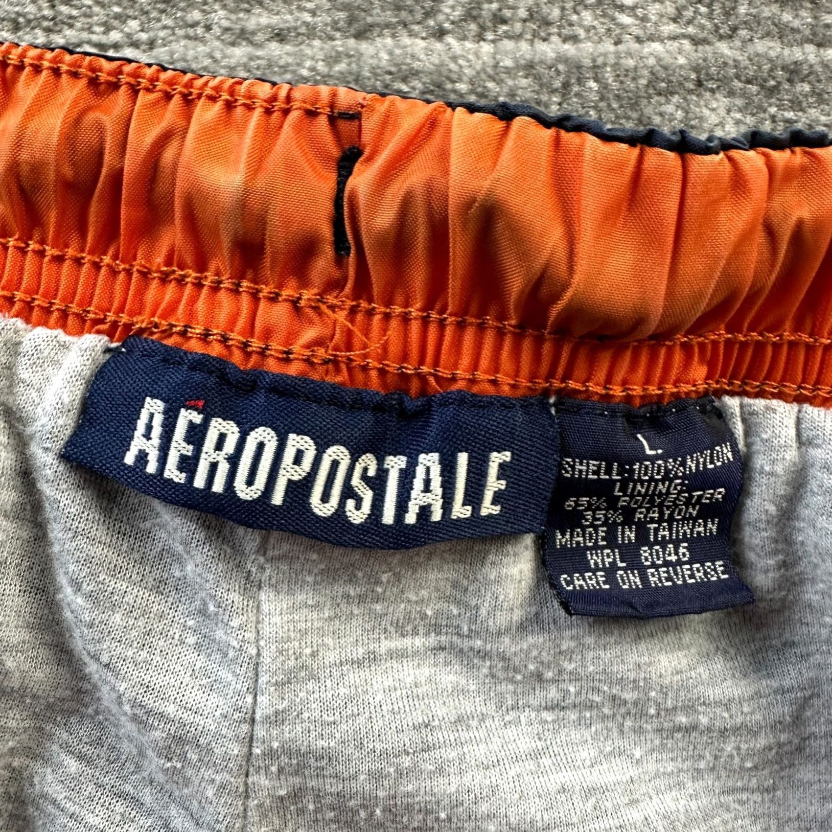 Vintage VINTAGE Aéropostale Pants Mens Large Blue Sweatpants Track Wind Y2K Baggy Size US 33 - 7 Thumbnail