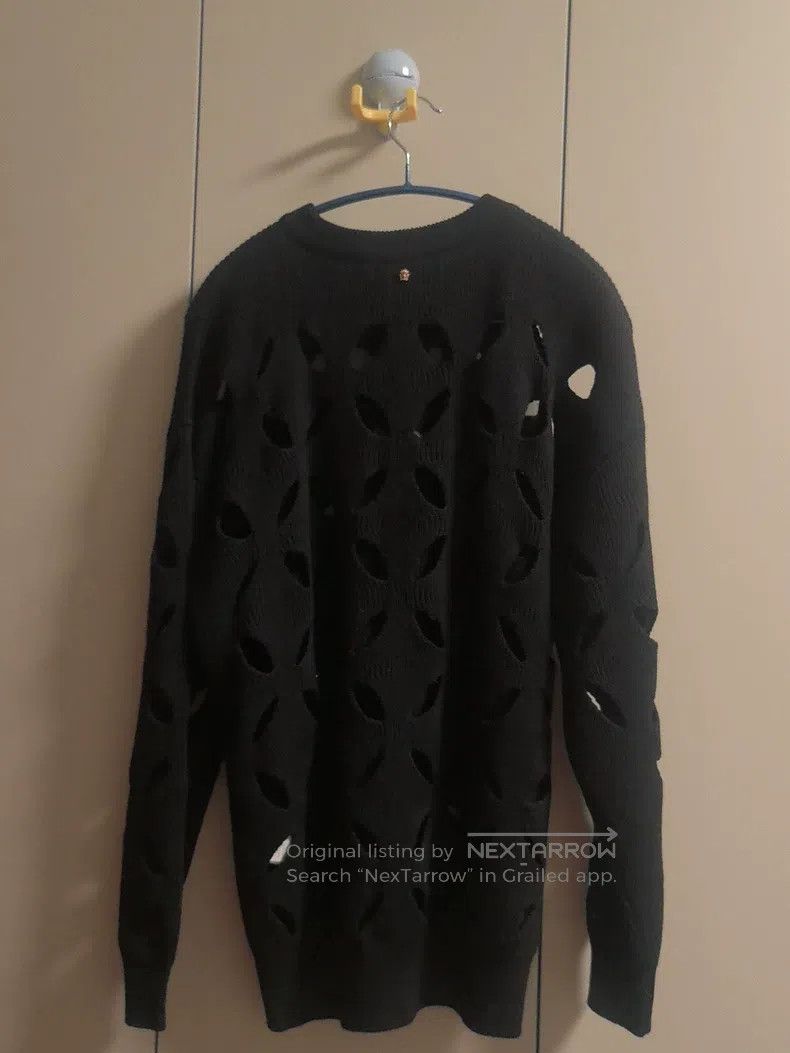 Versace Versace Black cut-out knitted sweater Size US XXS / EU 40 - 7 Thumbnail