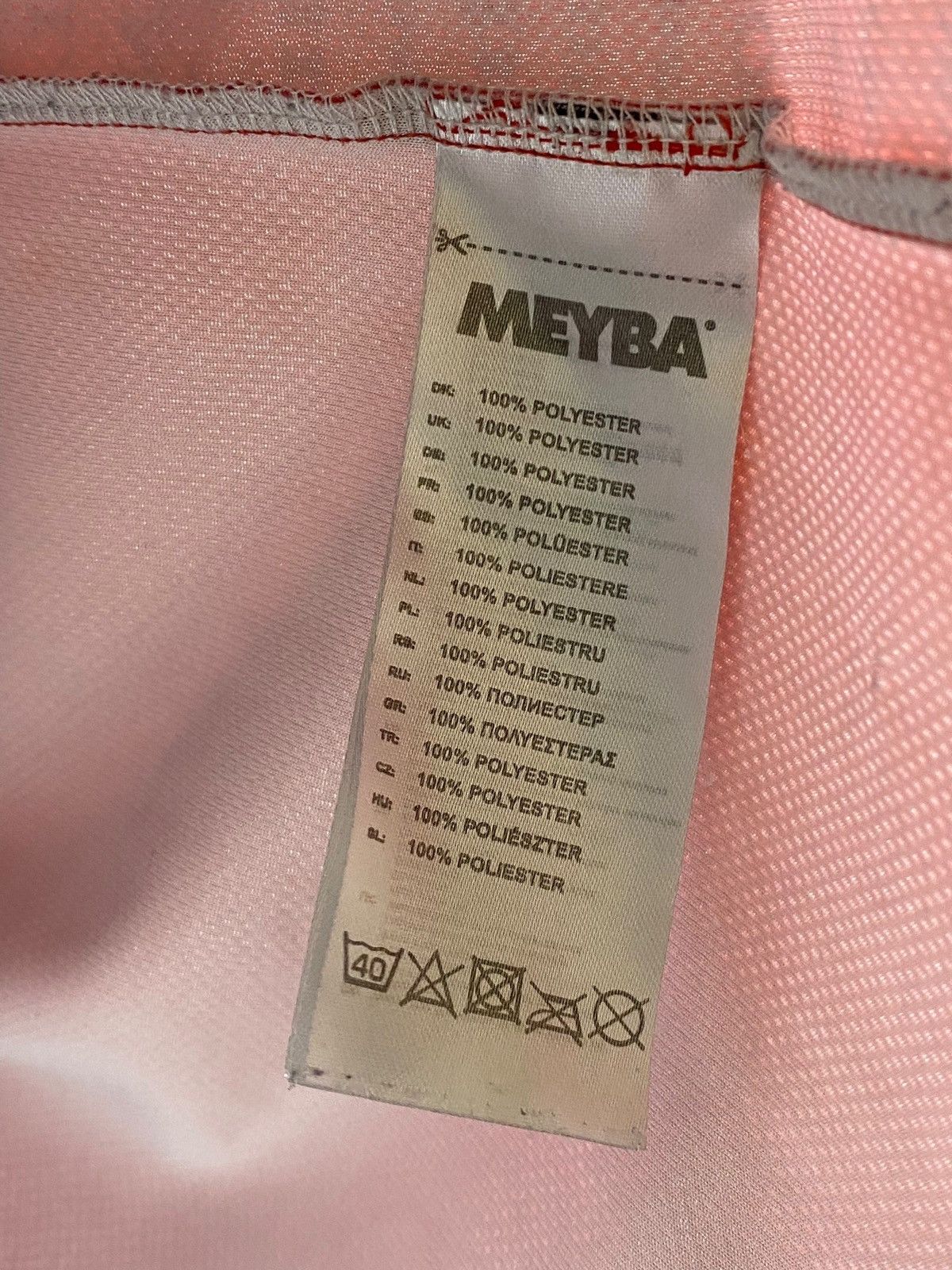 Other 🔥 FC TWENTE MEYBA HOME JERSEY 2023/24 RARE VINTAGE VIBES Size US S / EU 44-46 / 1 - 18 Thumbnail