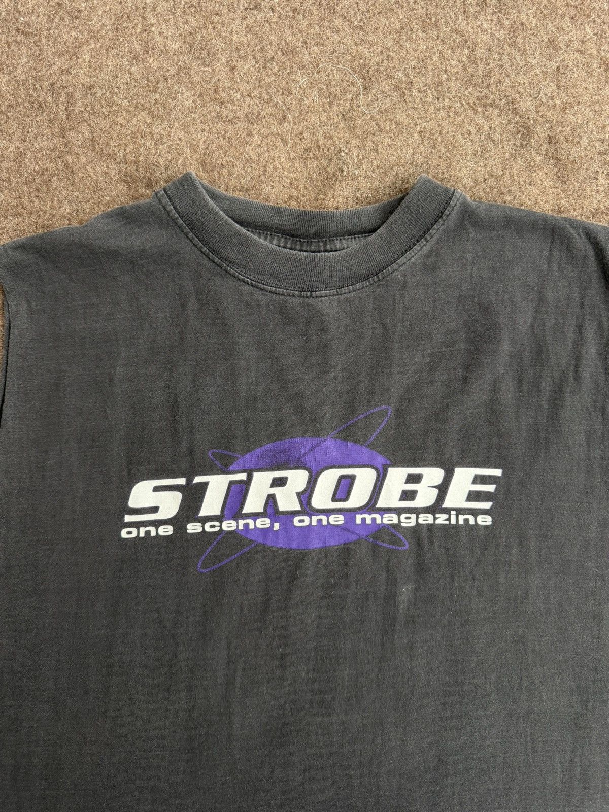 Other Strobe Magazine Sleeveless T-Shirt Size US XL / EU 56 / 4 - 2 Thumbnail