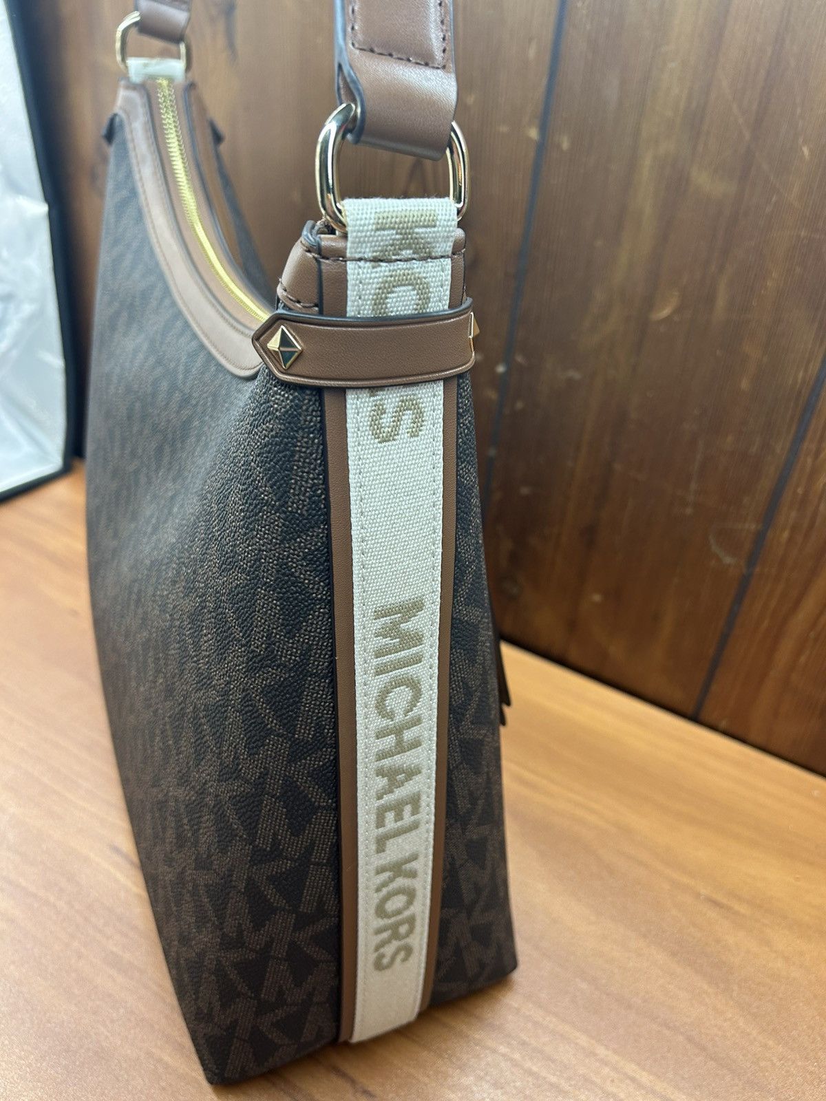 Michael Kors Michael Kors Maeve Logo Large Brown Hobo Tote Shoulder Bag Size ONE SIZE - 6 Thumbnail