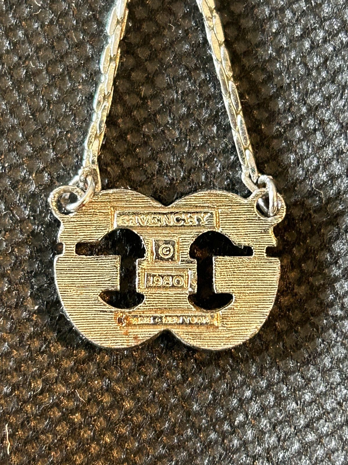 Givenchy Vintage Necklace Givenchy Silver In Silver Pleated Size ONE SIZE - 2 Thumbnail