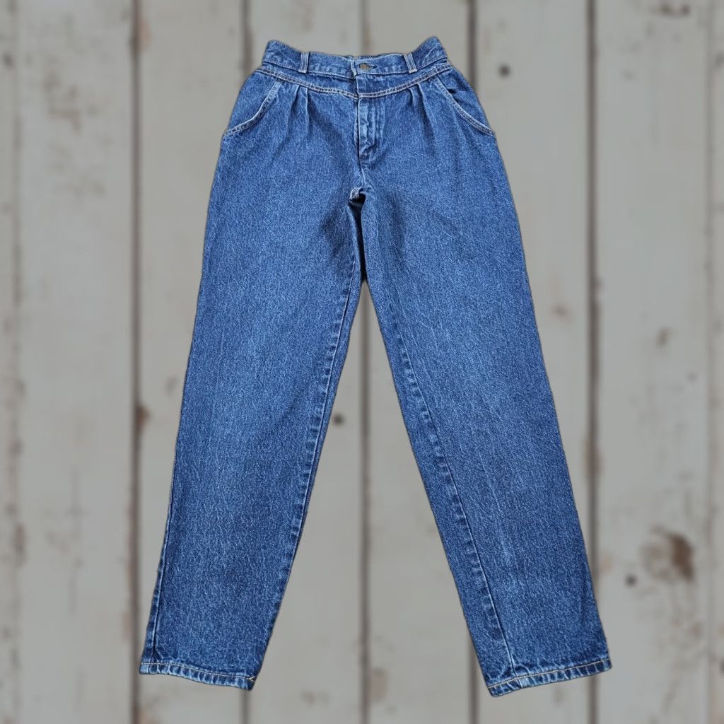 Levi's VINTAGE Levi's Jeans Tapered High Rise Dark Wash Women's Size 9 23x29 80s Denim Size 30" / US 8 / IT 44 - 1 Thumbnail
