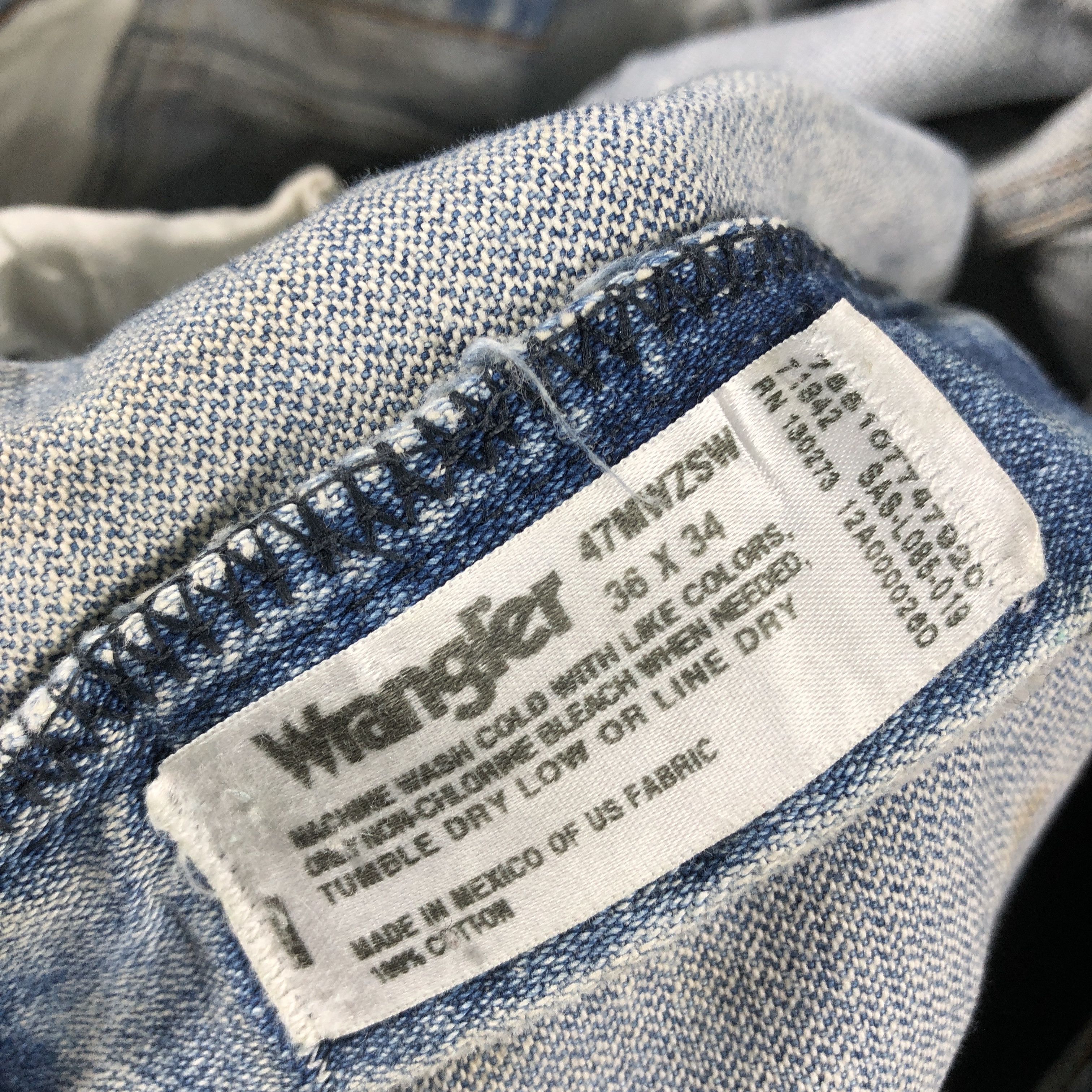 Vintage × Wrangler Vintage Wrangler 47 Regular Fit Light Blue Wash Jeans L654 Size US 38 / EU 54 - 9 Thumbnail