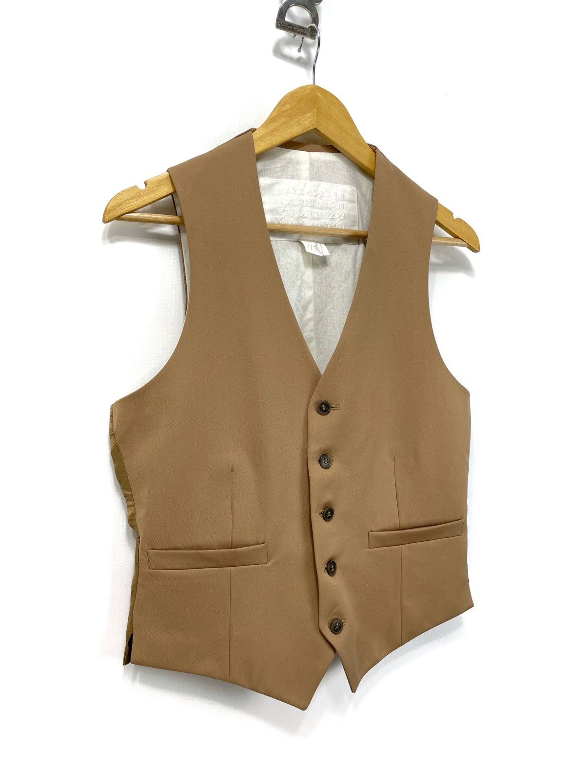 H&M × Maison Margiela Maison Martin Margiela x H&M Tan Wool Vest – Size 46 Size L / US 10 / IT 46 - 5 Thumbnail
