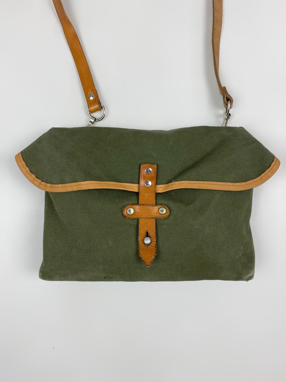 Vintage 60s 70s Vintage Hunter Green Canvas Essentials Shoulder Bag Size ONE SIZE - 3 Thumbnail