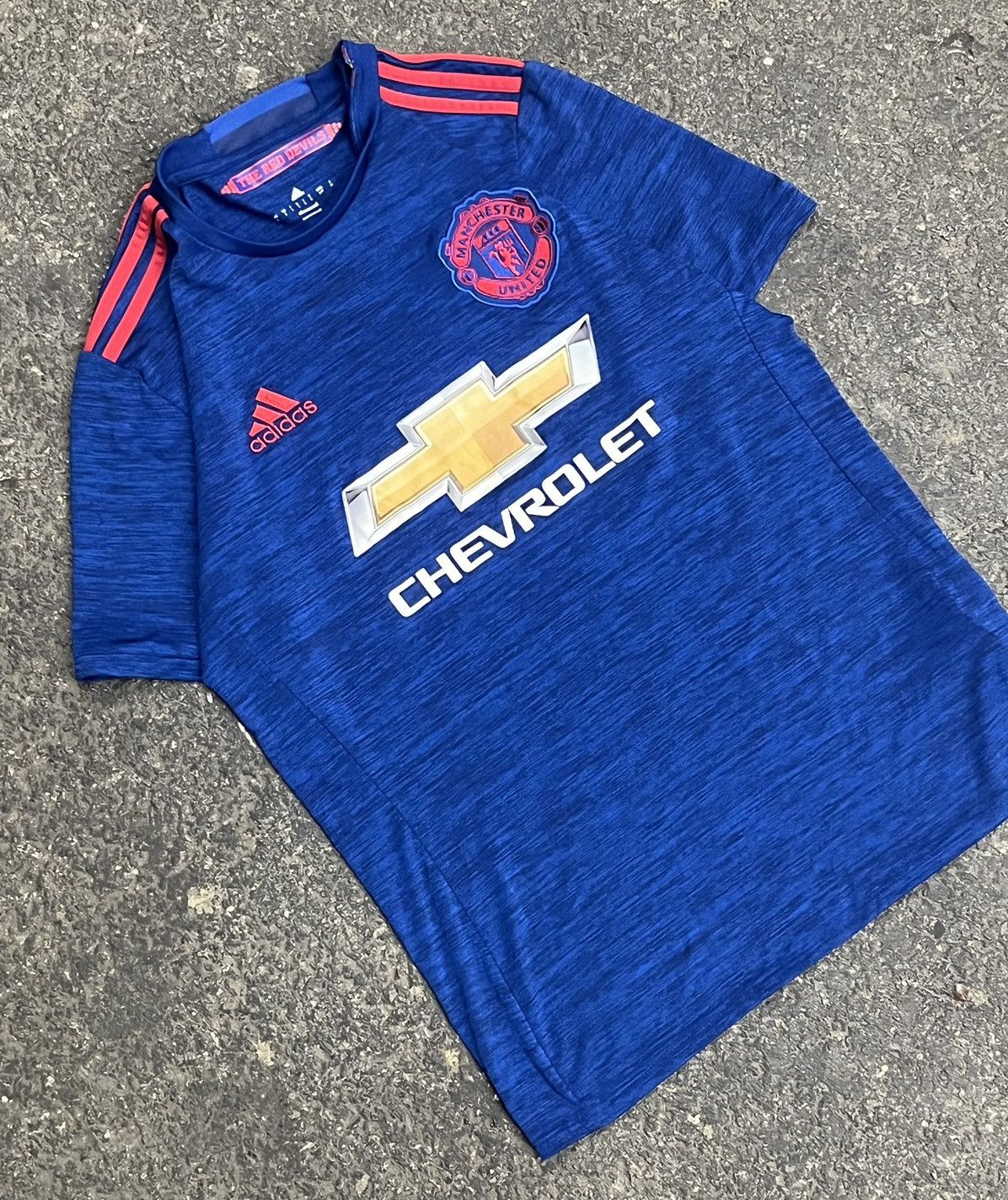 Vintage Manchester United adidas soccer jersey vintage y2k Size US S / EU 44-46 / 1 - 2 Thumbnail