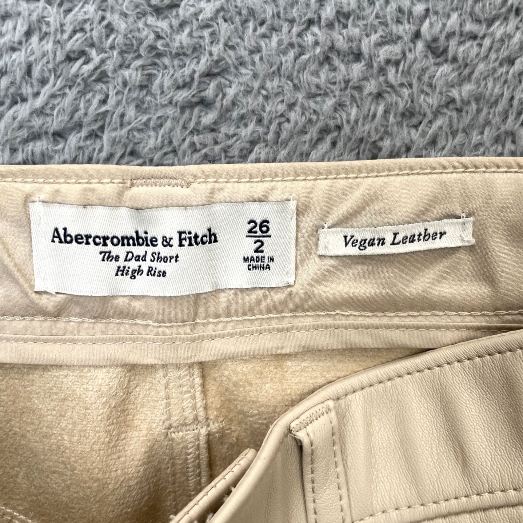 Abercrombie & Fitch VINTAGE Abercrombie & Fitch Shorts Womens 26 Beige High Rise Lined 5-Pocket Chino City Preppy Casual Size 28" / US 6 / IT 42 - 4 Thumbnail