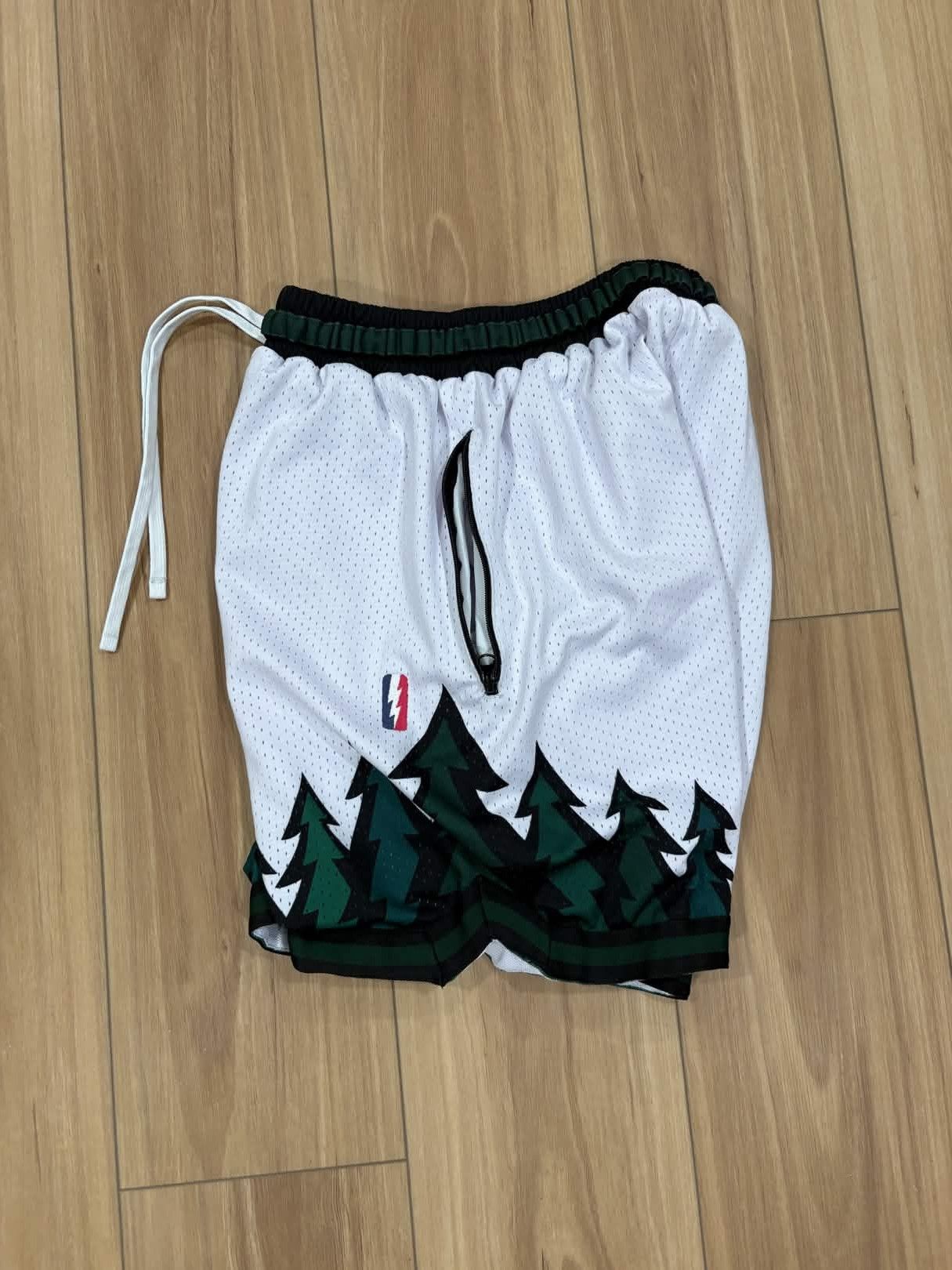 Collect and Select Collect & Select Timberwolves Swingman Shorts White Size US 30 / EU 46 - 4 Thumbnail