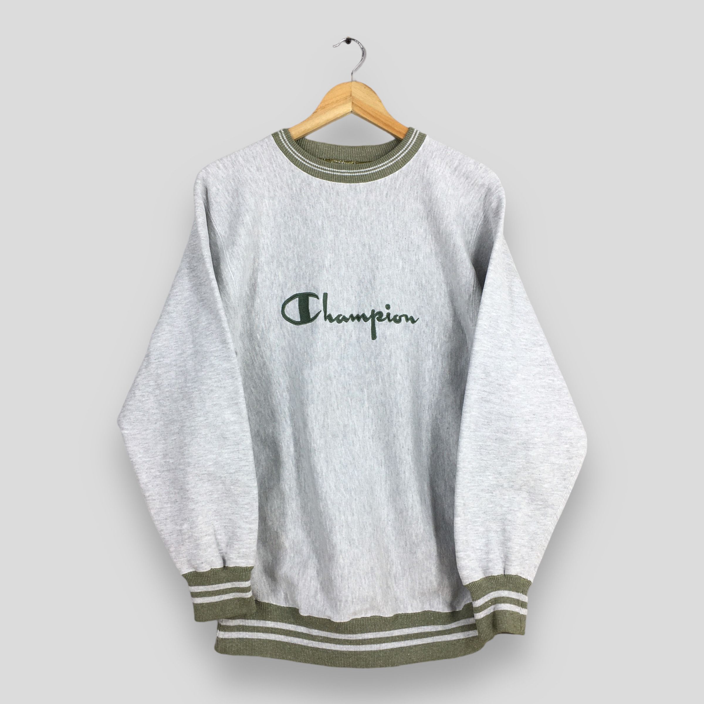 Champion Vintage 80s Champion Reverse Weave Sweatshirt Large Size US L / EU 52-54 / 3 - 1 Thumbnail