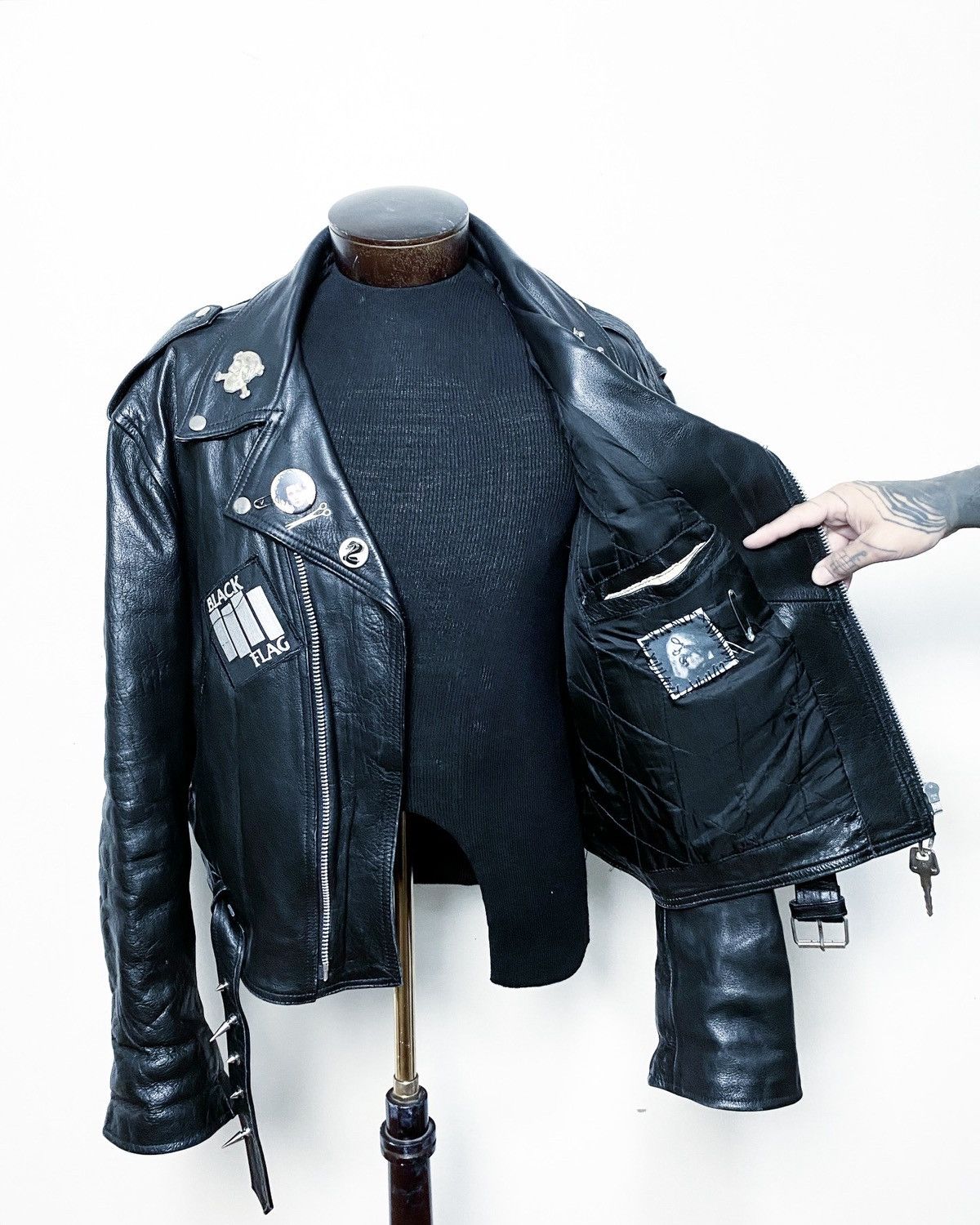 Art Comes First BLACK FLAG CUSTOM BLACK LEATHER BIKE PUNK GOTH 666 JACKET Size US XXL / EU 58 / 5 - 17 Thumbnail