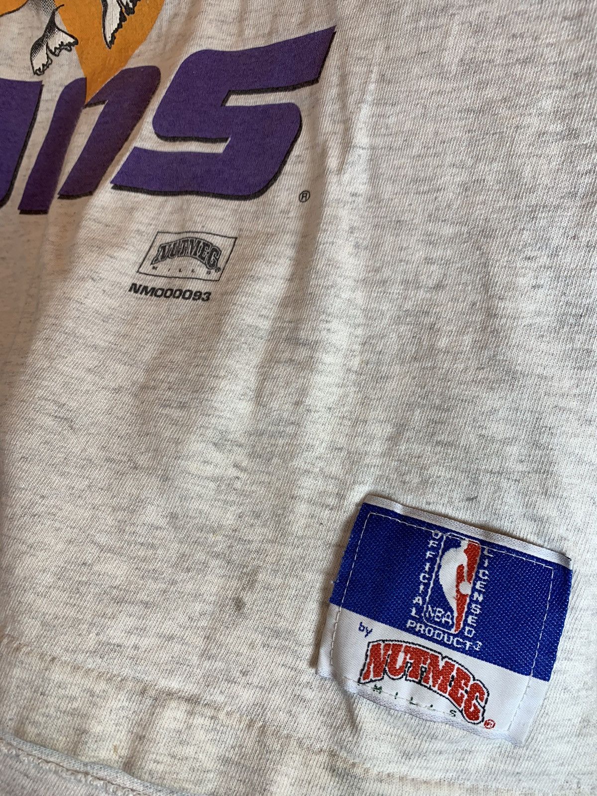 NBA × Nutmeg × Vintage *RARE* Vintage Phoenix Suns Breakthrough Nutmeg NBA T-Shirt Size US L / EU 52-54 / 3 - 5 Thumbnail