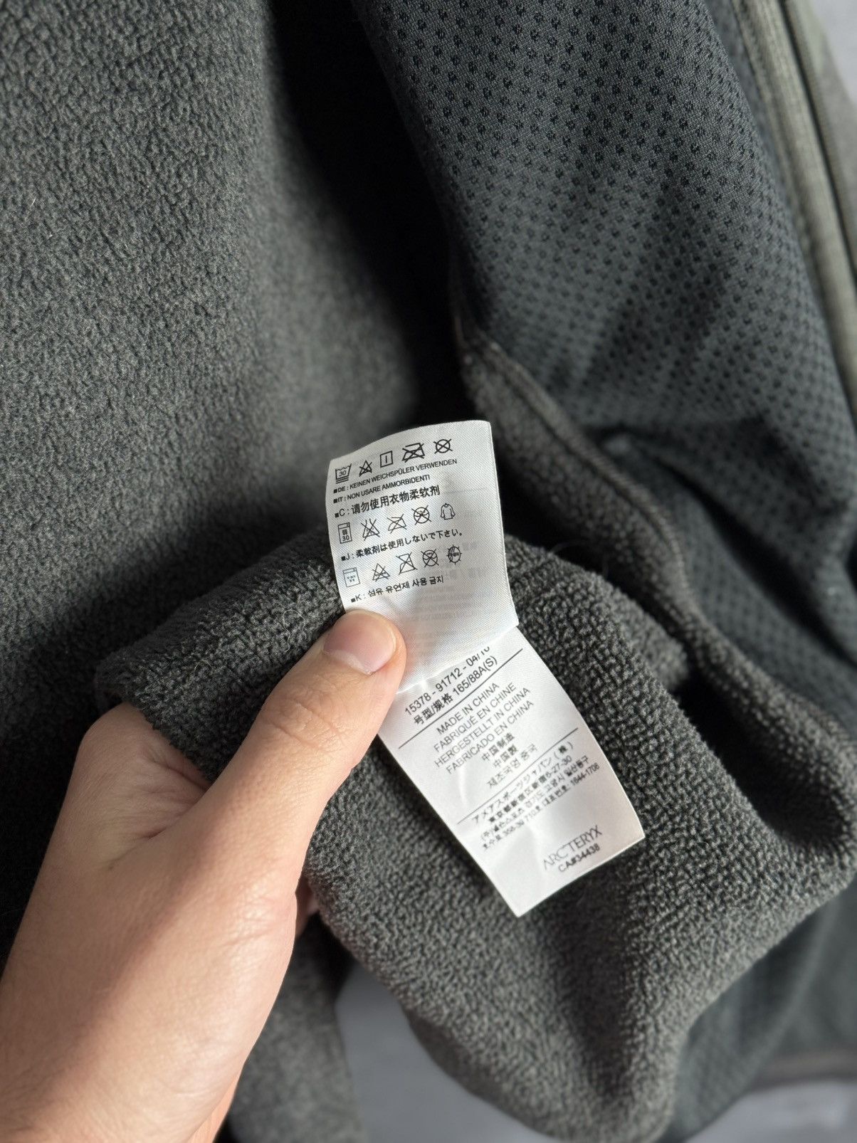 Arc'teryx Arc'teryx Women Covert Fleece Hooded Jacket Size S Size S / US 4 / IT 40 - 13 Thumbnail