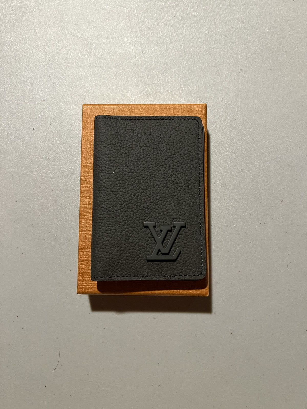 Louis Vuitton Pocket Organizer M83312