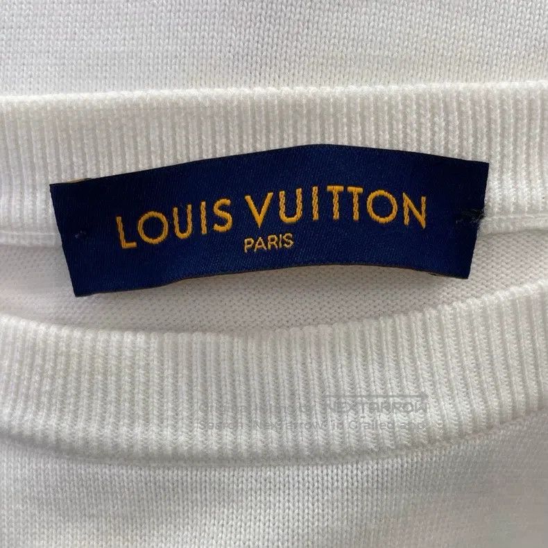 Louis Vuitton Louis Vuitton Geometric face pattern white short sleeve Size US M / EU 48-50 / 2 - 8 Thumbnail