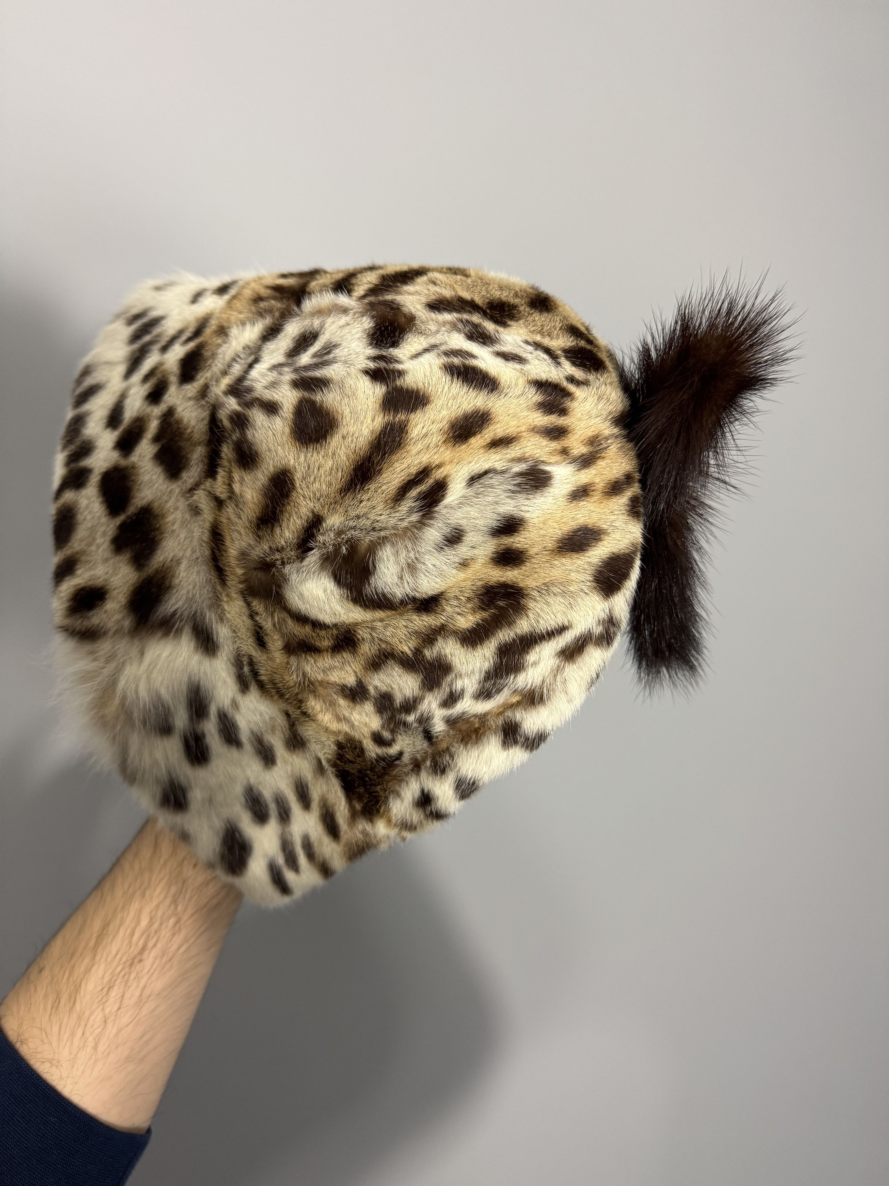 Vintage Vintage 90s Real Fur Leopard Pattern Hat with Mink Pom-Pom Size ONE SIZE - 4 Thumbnail