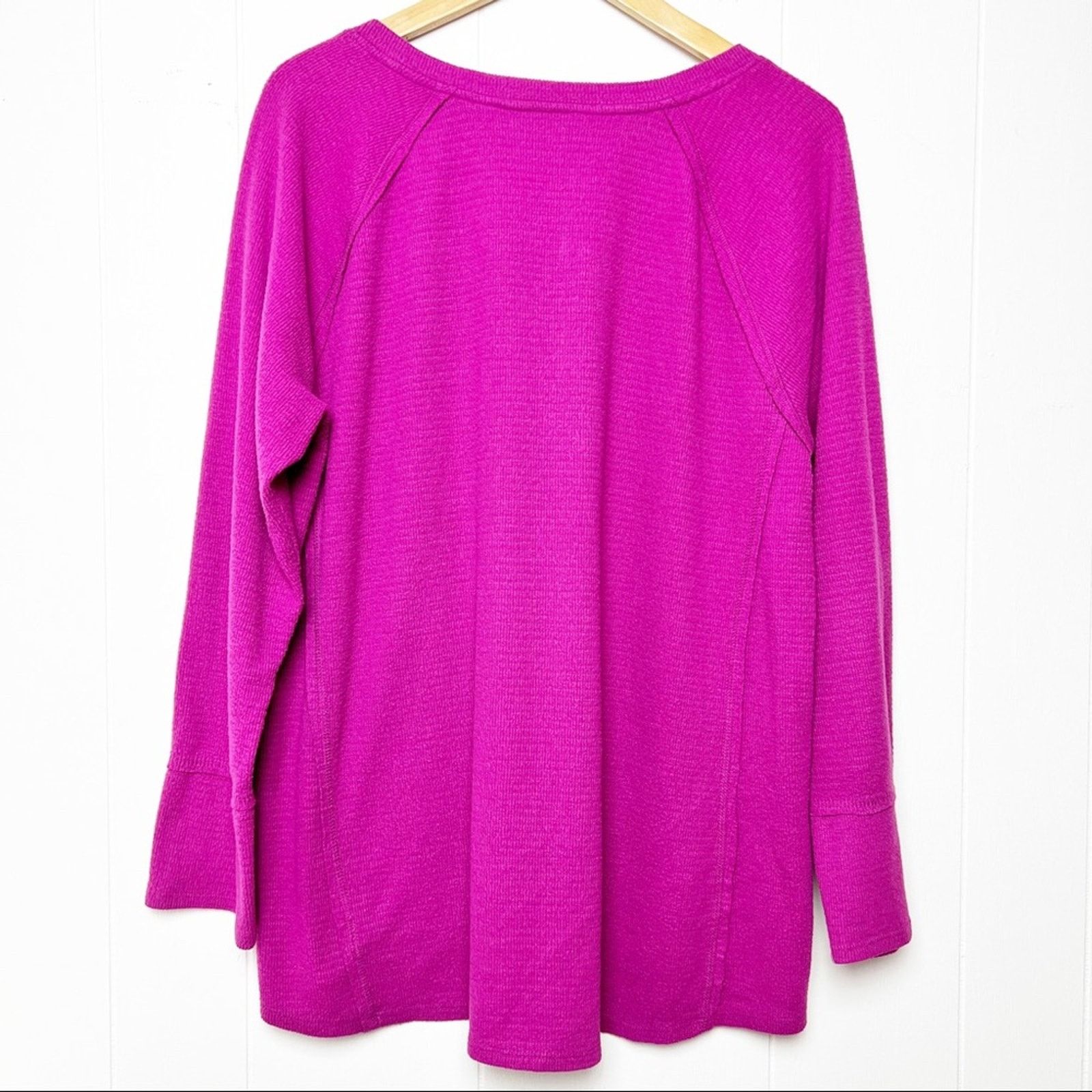 Wildfox Wildfox Haley Elderberry V Neck Long Sleeve Tee Womens Large Size L / US 10 / IT 46 - 3 Thumbnail