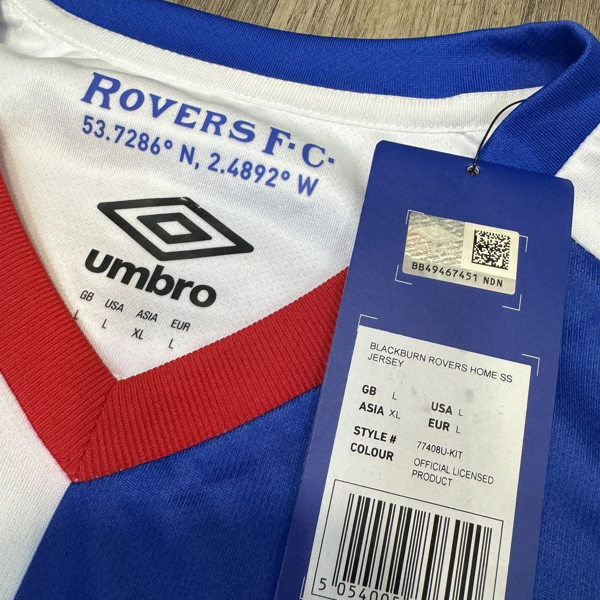Umbro Blackburn Rovers 16/17 home shirt (bnwt) Size US L / EU 52-54 / 3 - 6 Thumbnail