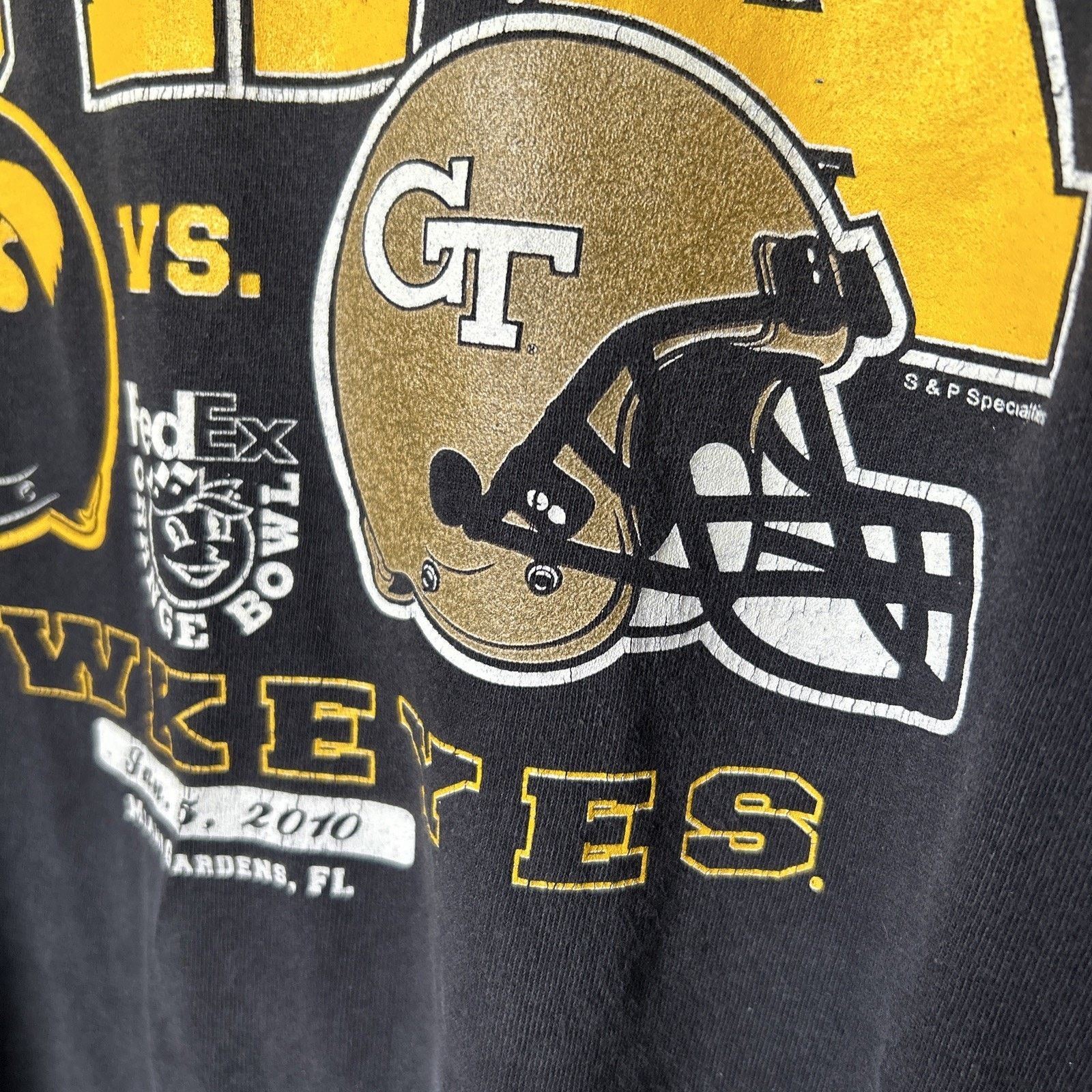 Vintage FedEx Orange Bowl 2010 Iowa Hawkeyes Black T-Shirt XL/2X Size US XL / EU 56 / 4 - 4 Thumbnail